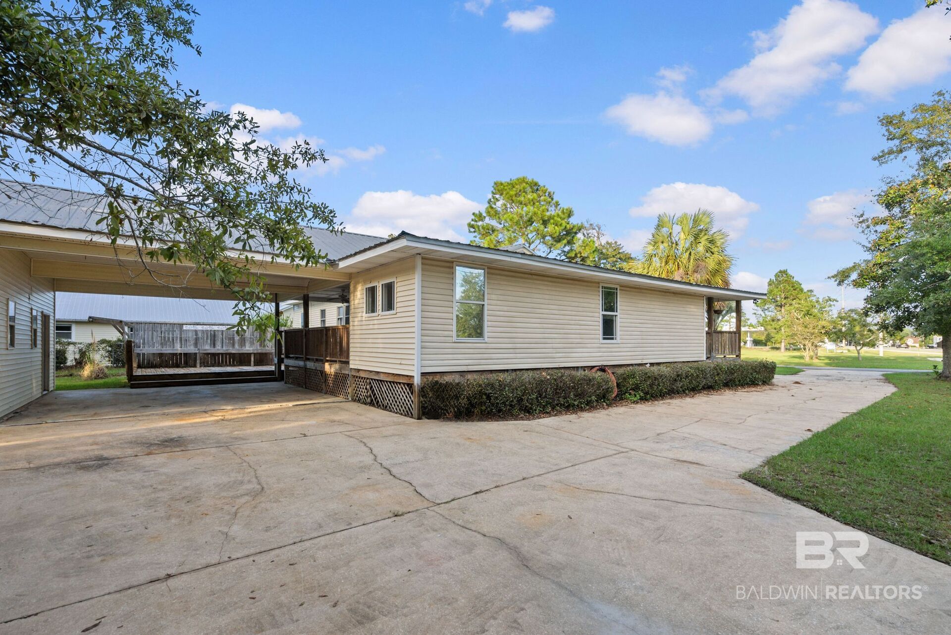 4701 Bay Circle
