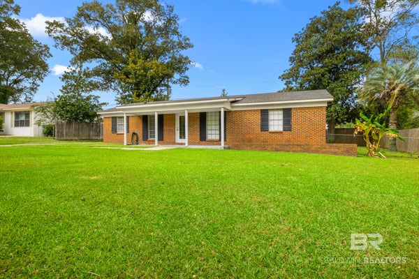 107 SARA AVE N, SPANISH FORT, AL 36527 - Image 94a9dbdc76984a6c9c2f8e96db9227da/550153475