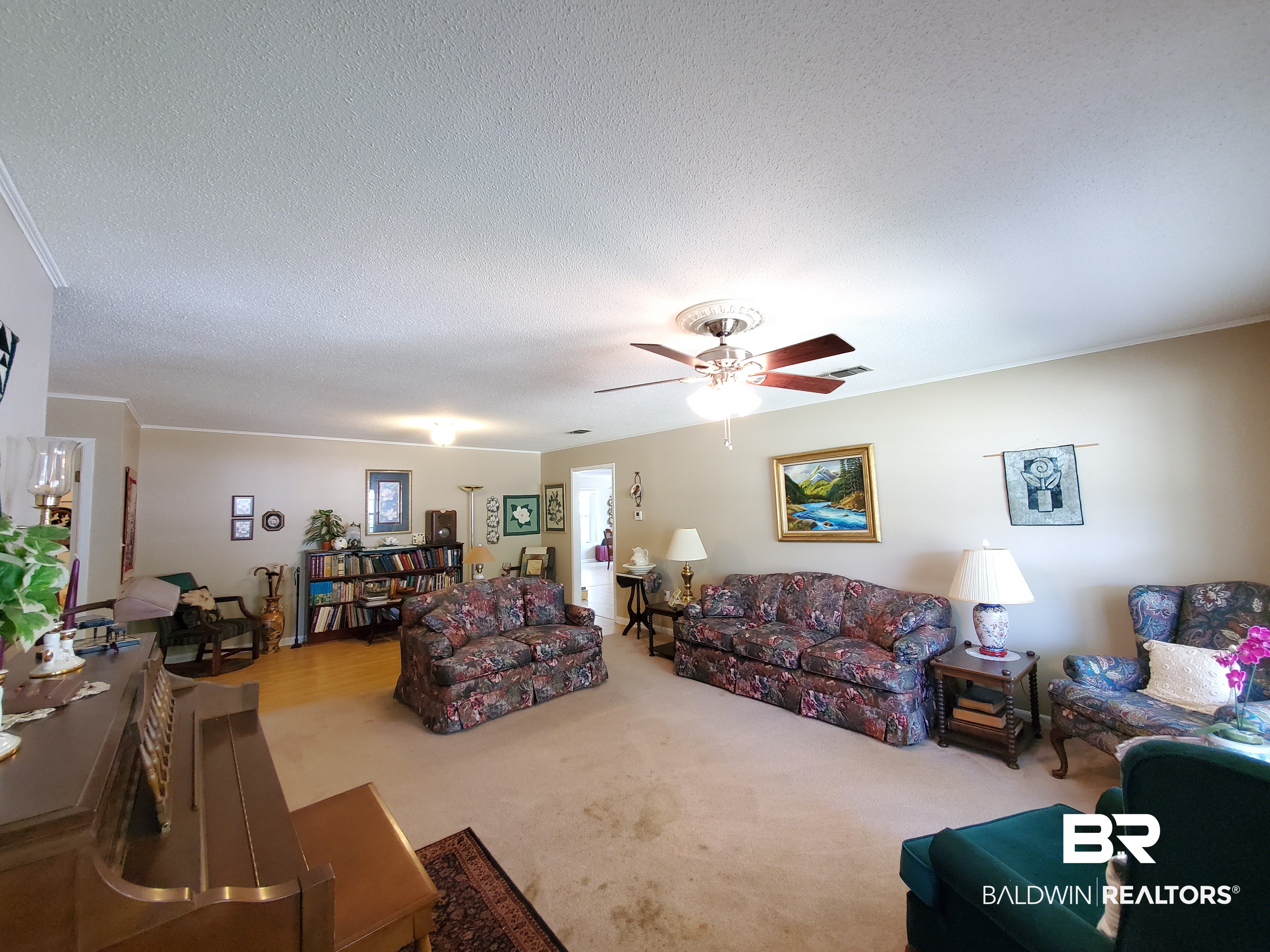 411 W Persimmon Ave - Photo 4