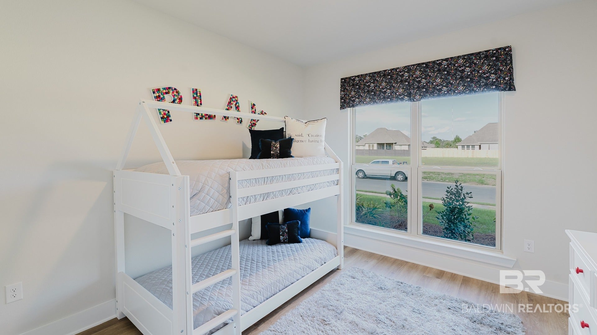 6677 Schoel Lane