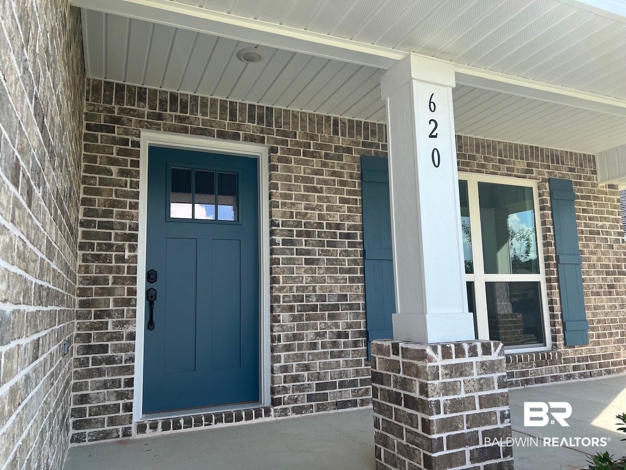 620 Mayflower Dr