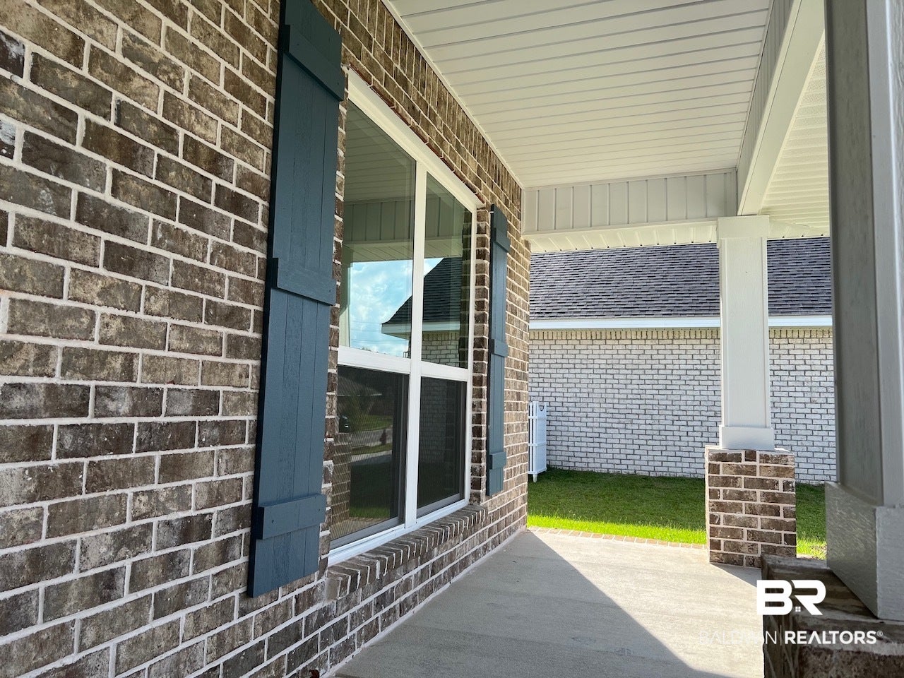 620 Mayflower Dr