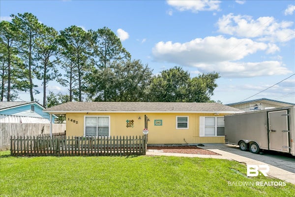 1482 S FAIRFIELD DR, PENSACOLA, FL 32507 - Image 9bf39f0b8b49e05de30d323c2b26edfb/1933070167
