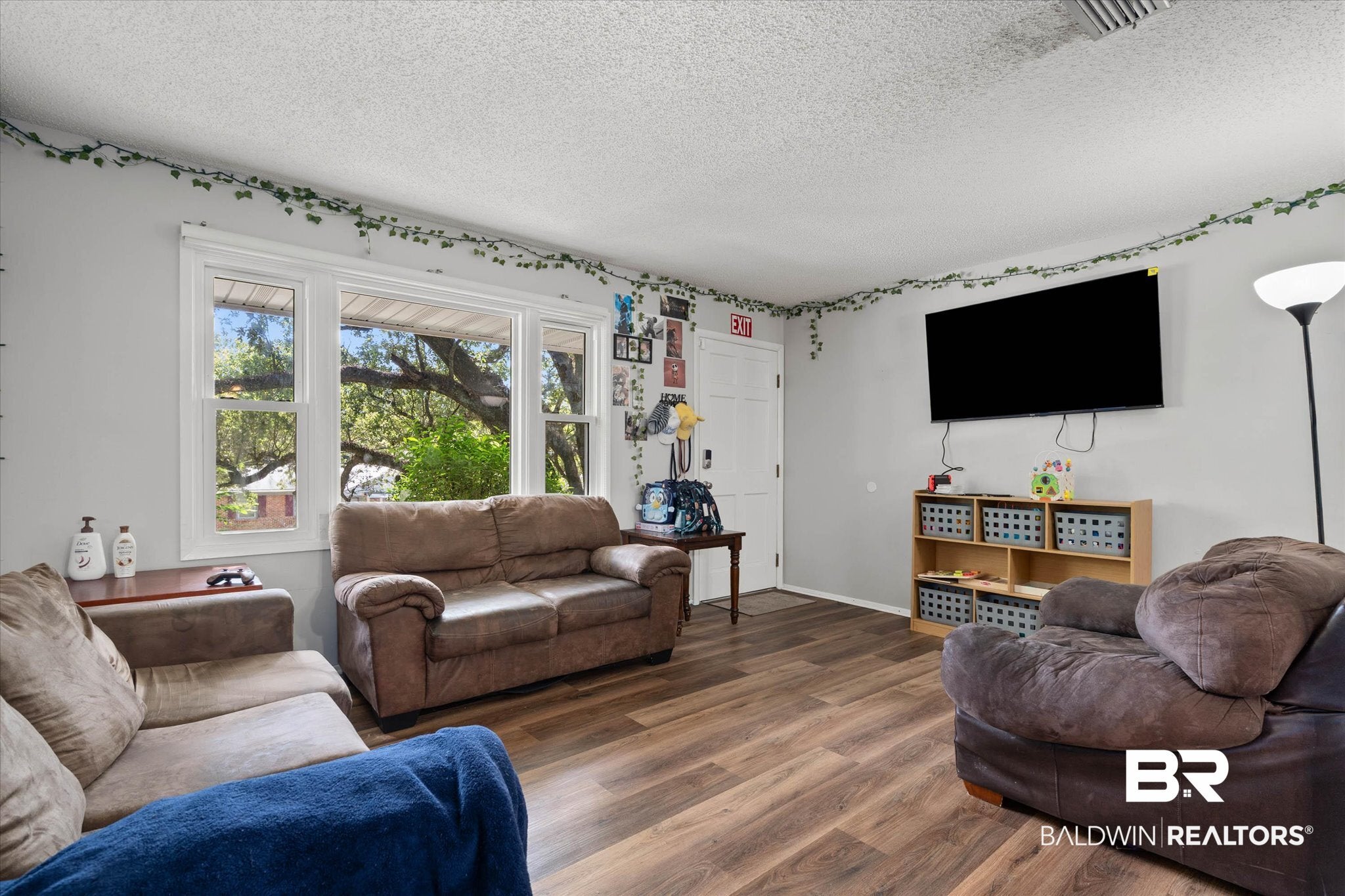 1465 Mamie Dr