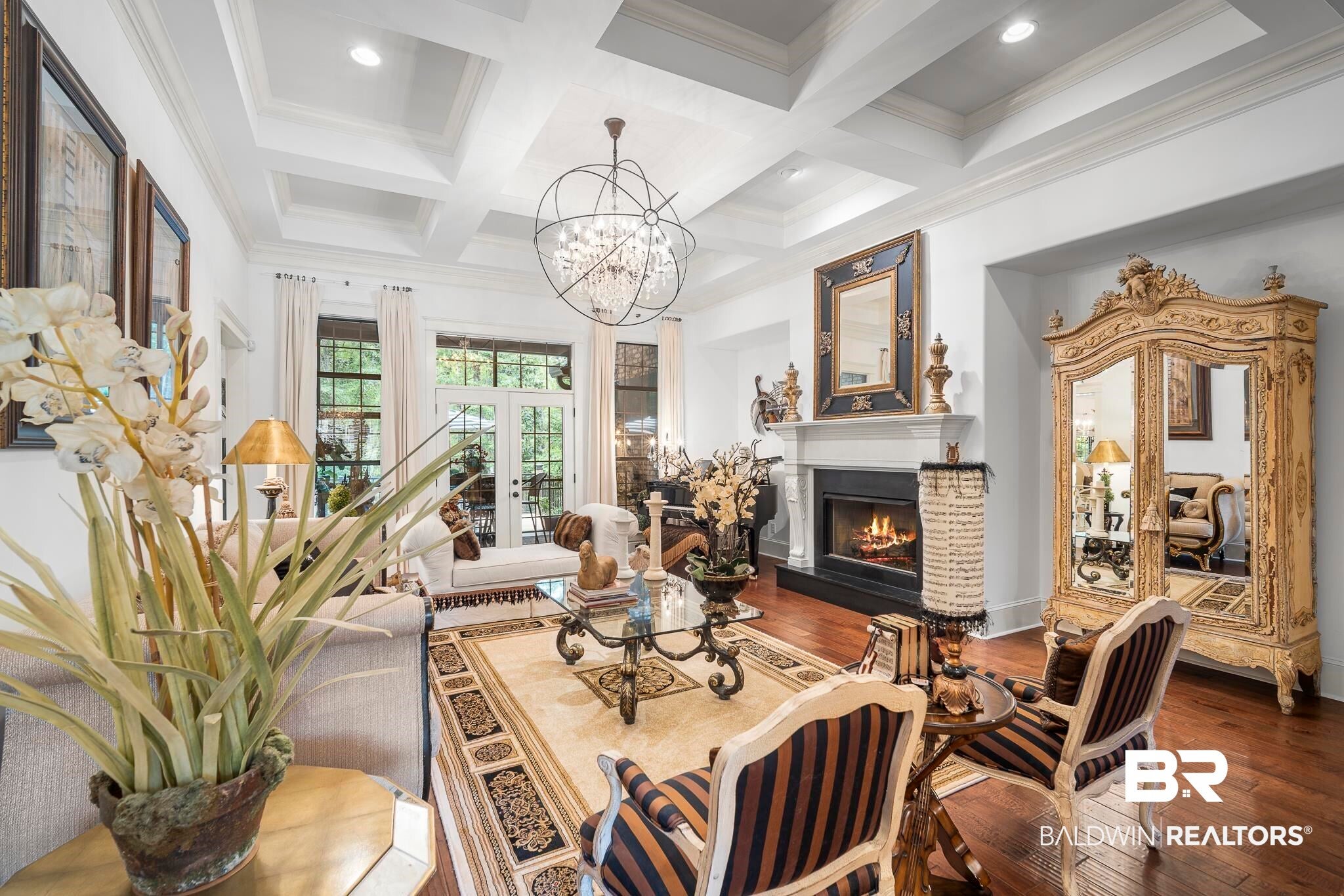 10055 Rosewood Lane - Photo 4