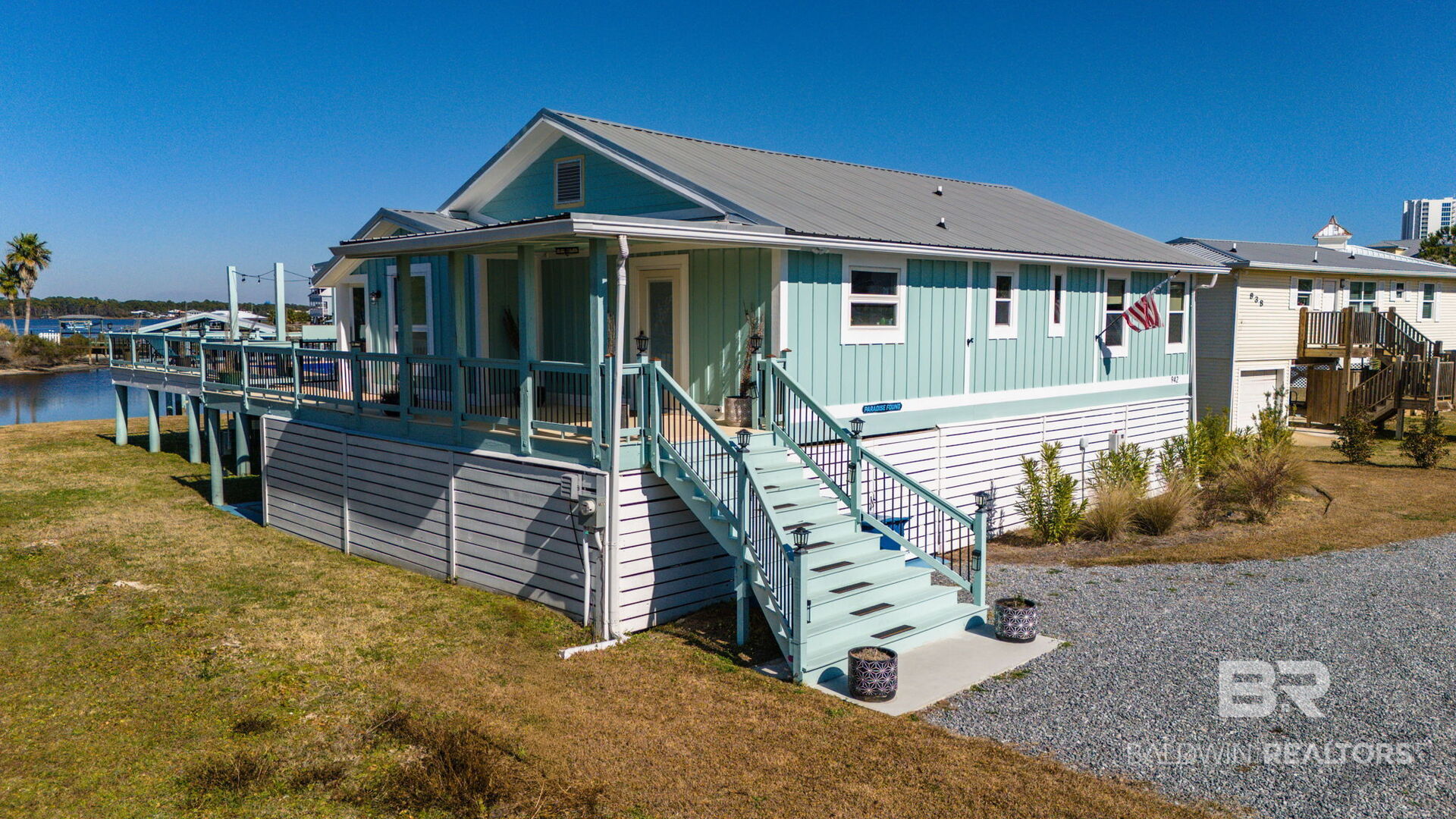 942 W Lagoon Avenue