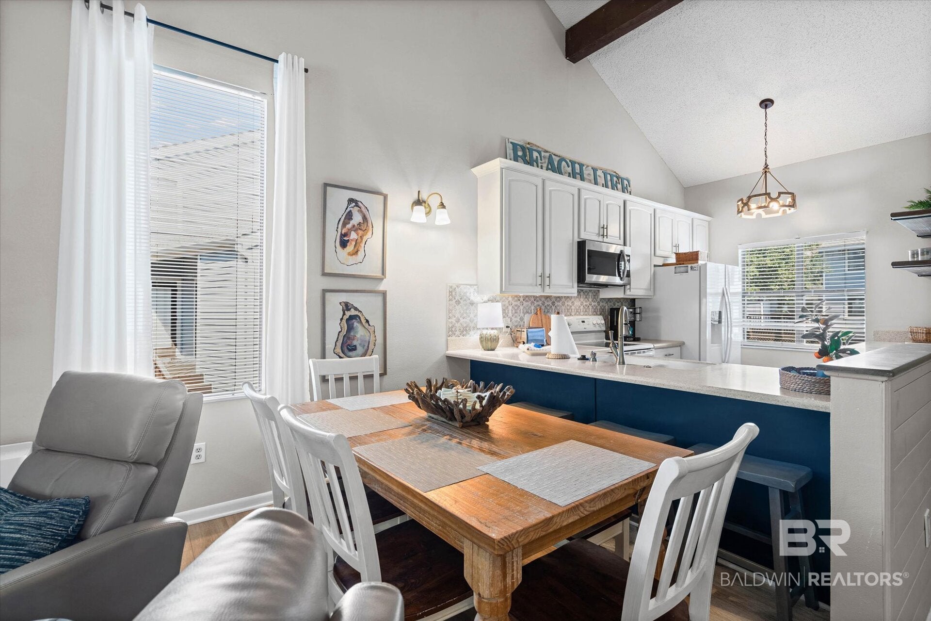 3256 Loop Rd 22