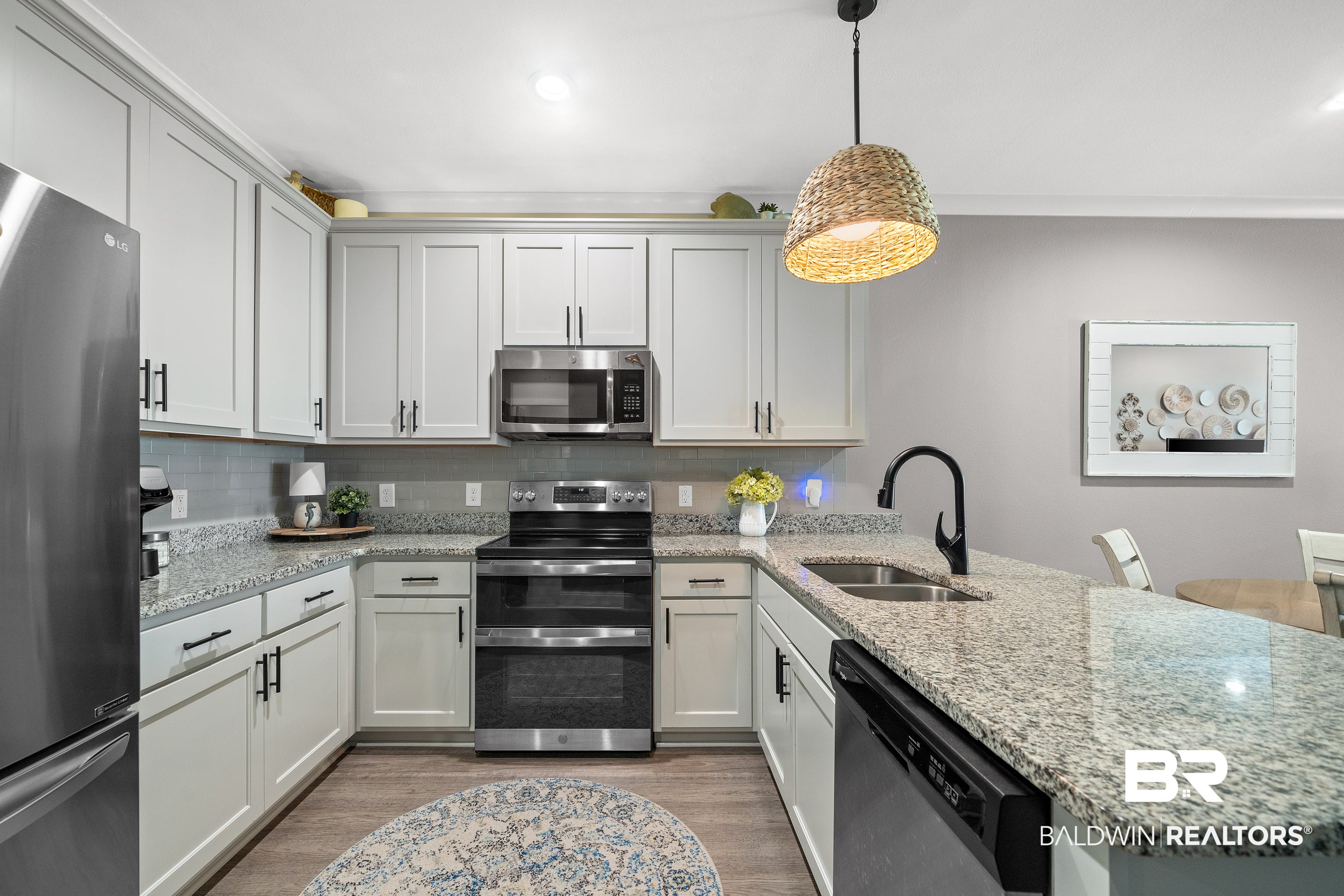 2651 S Juniper Street 1501