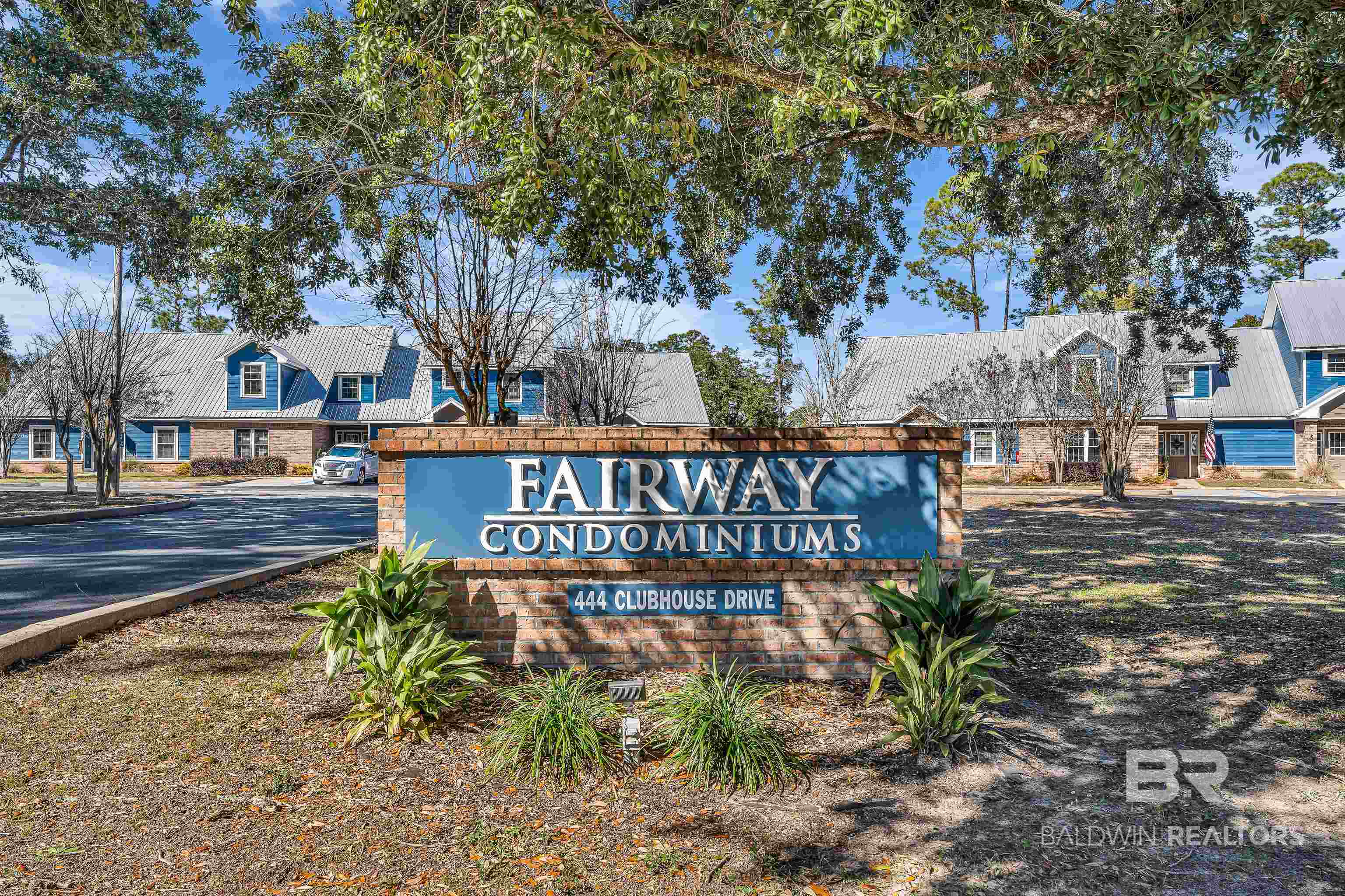 444 Clubhouse Drive 6B
