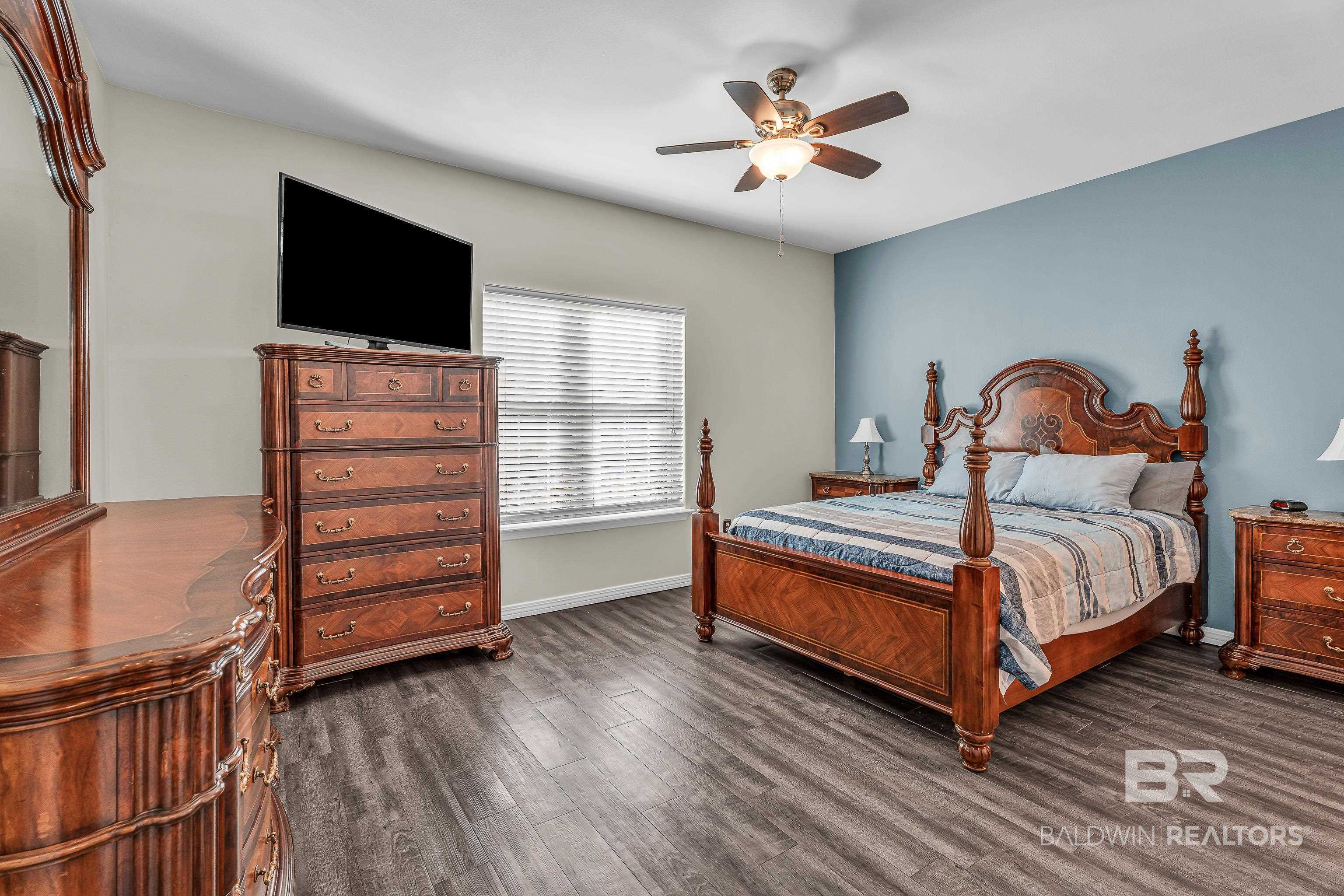 444 Clubhouse Drive 6B