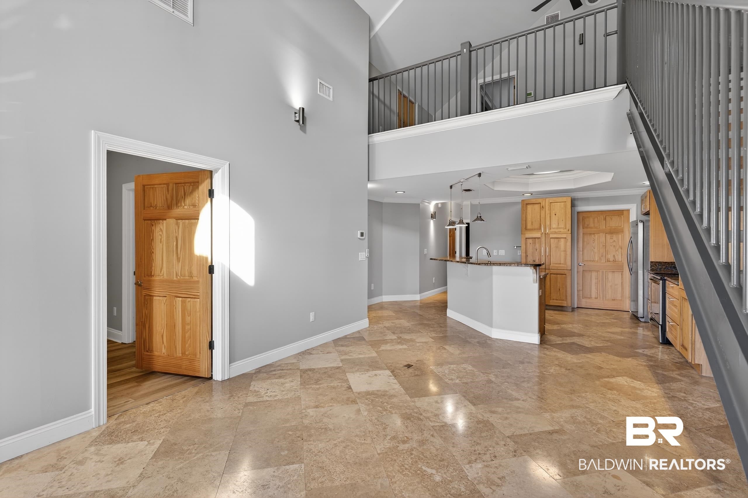 224 W 6th Avenue #B