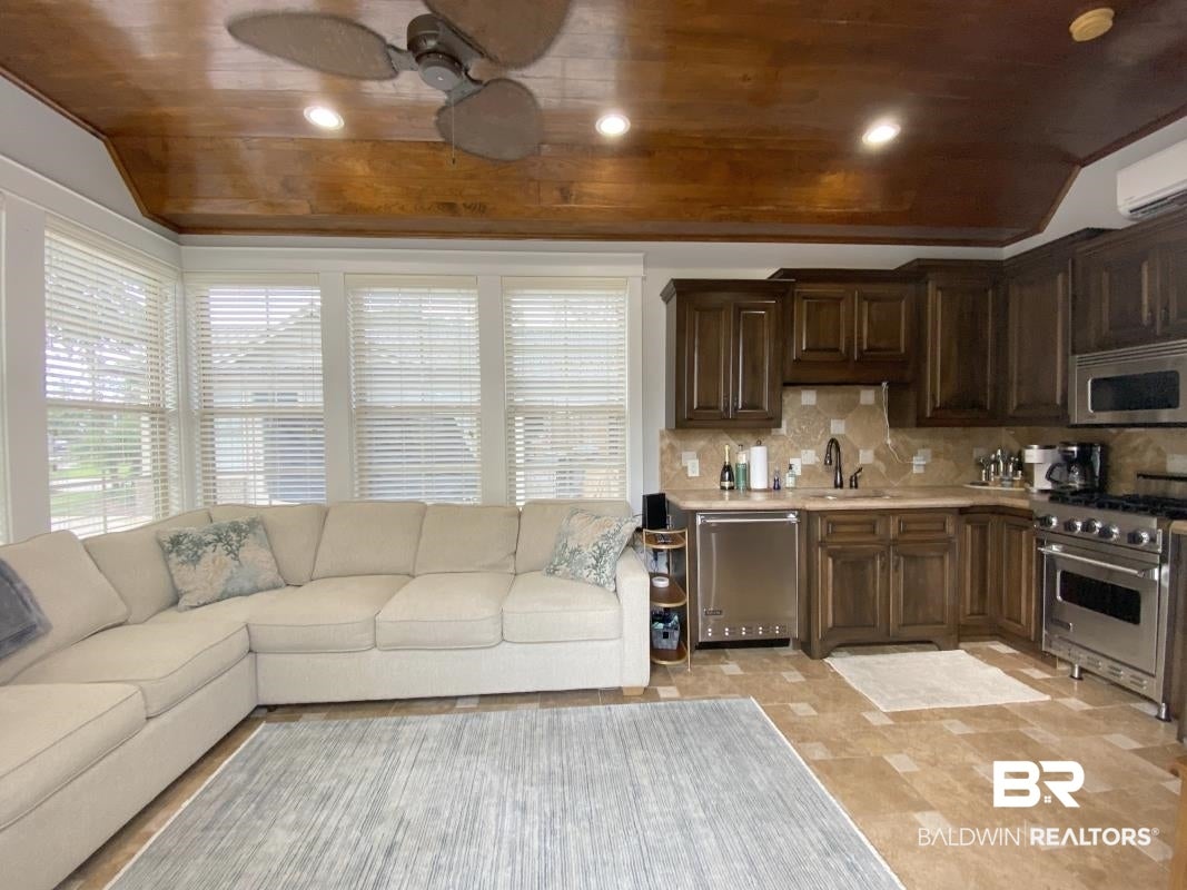 28888 Canal Road 75