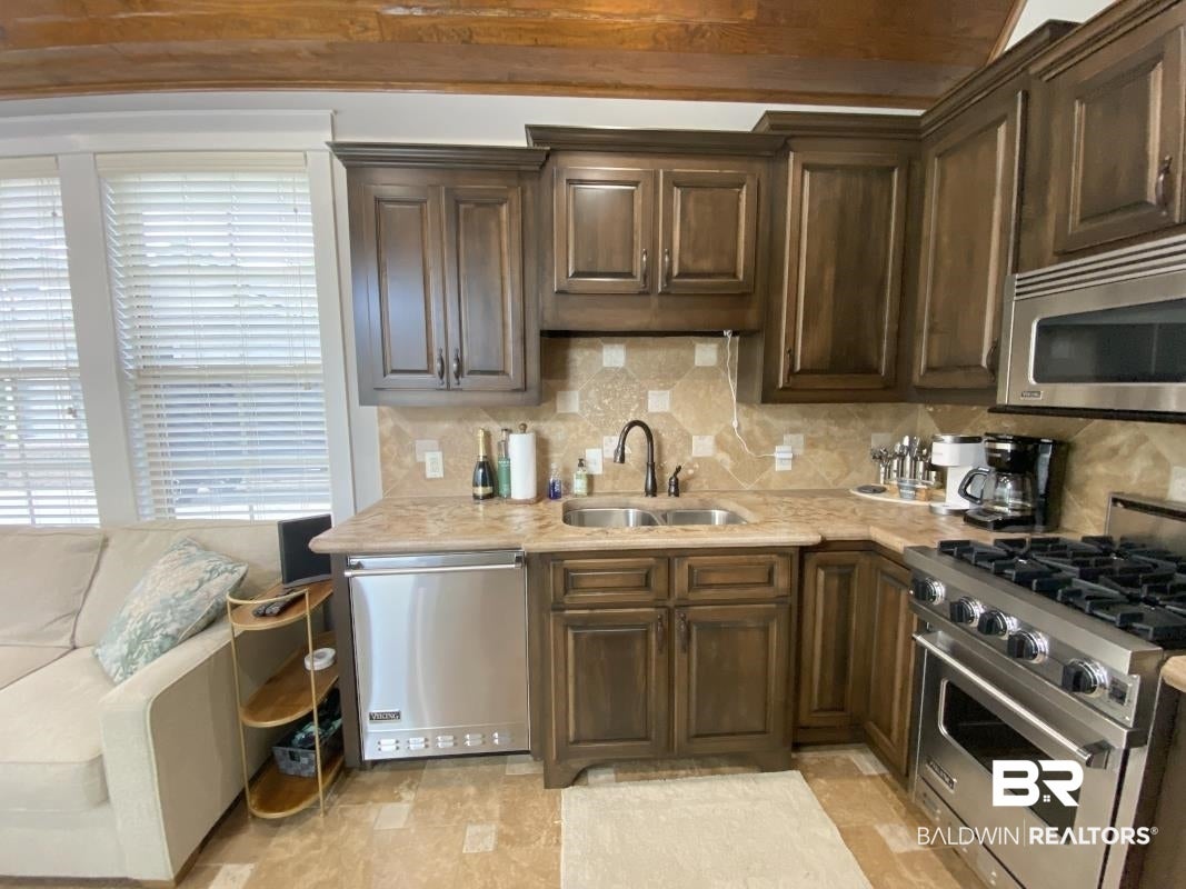 28888 Canal Road 75