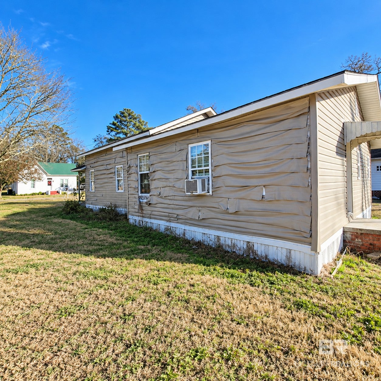 320 Bruner Ave