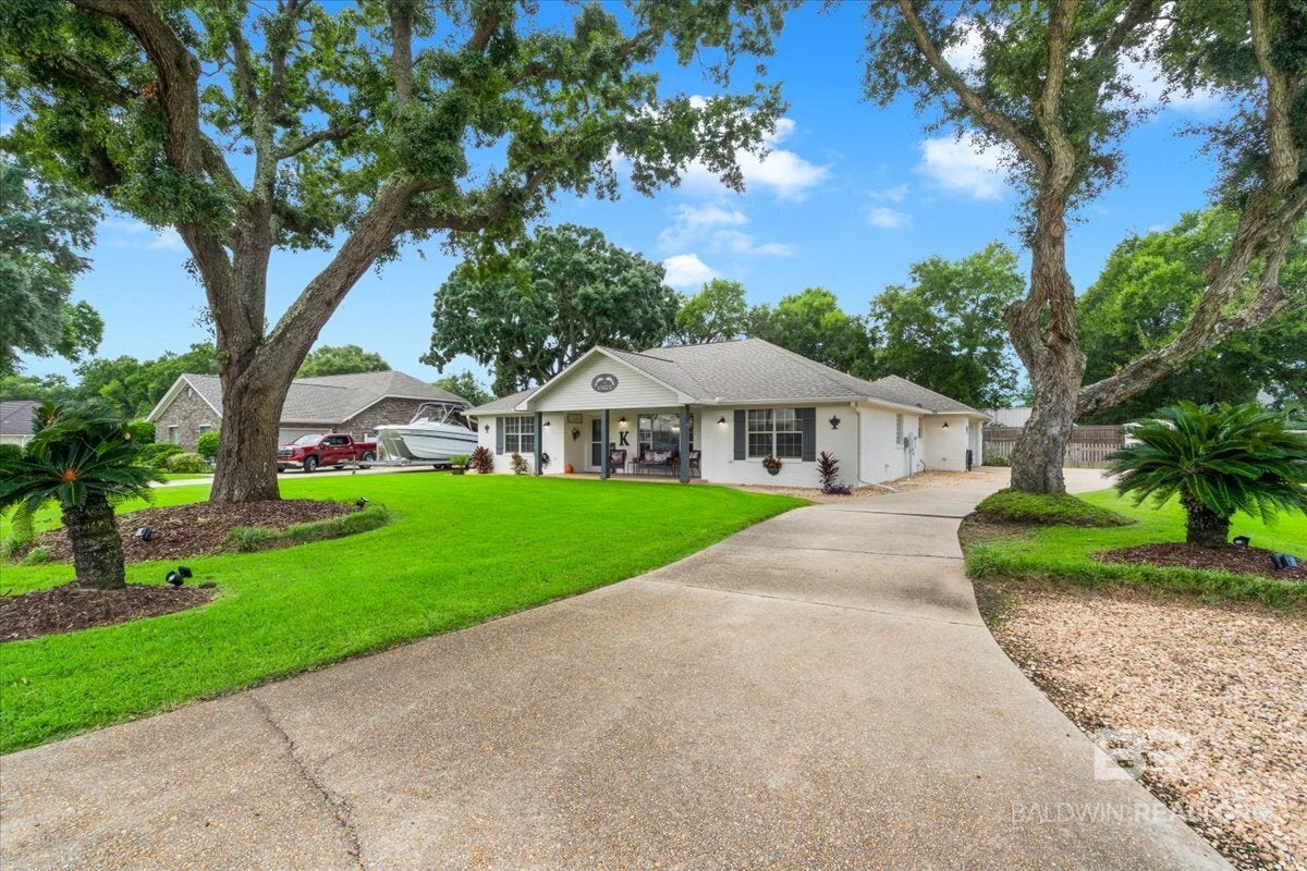1427 Pineridge Drive