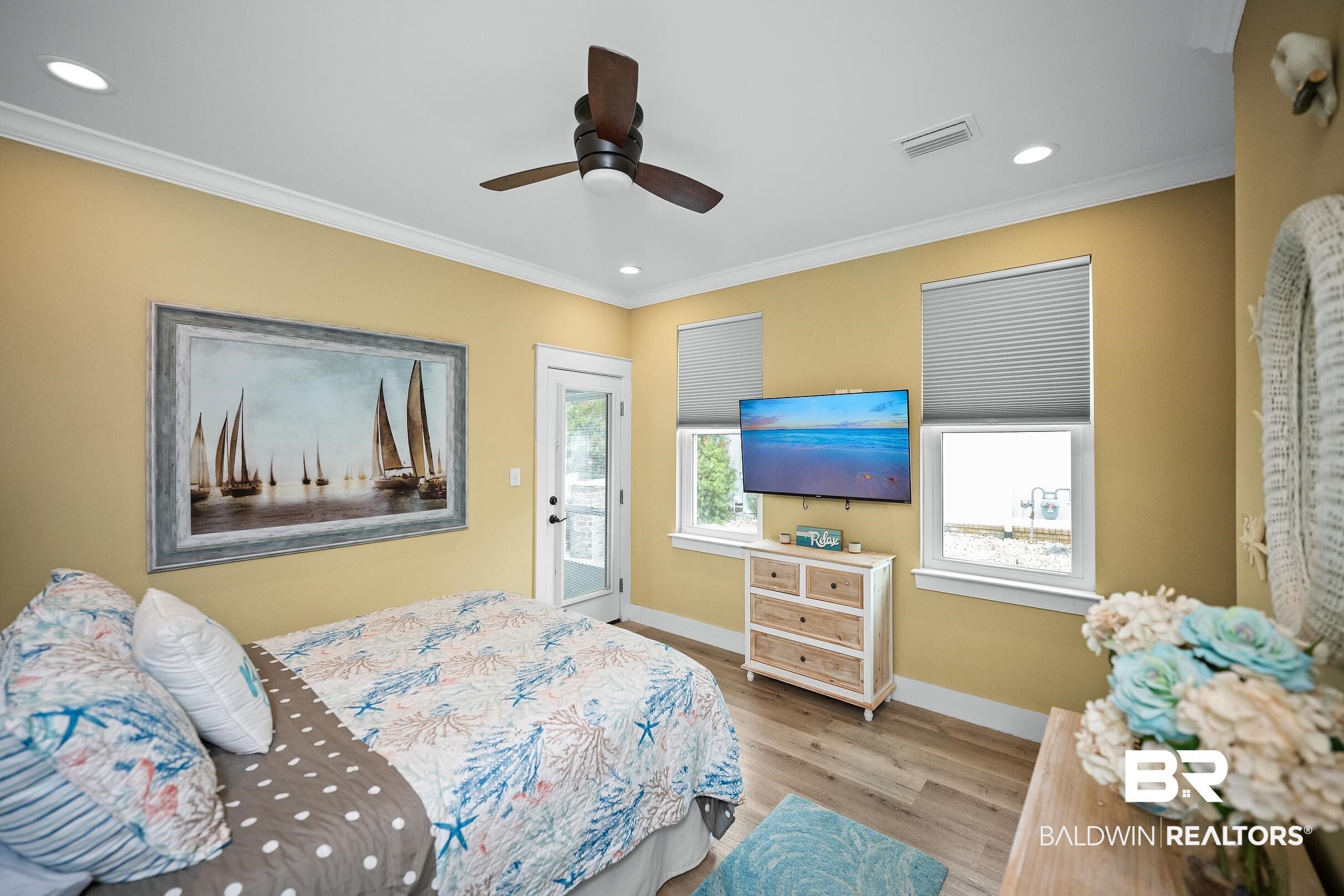 11943 Gateway Drive - Photo 4