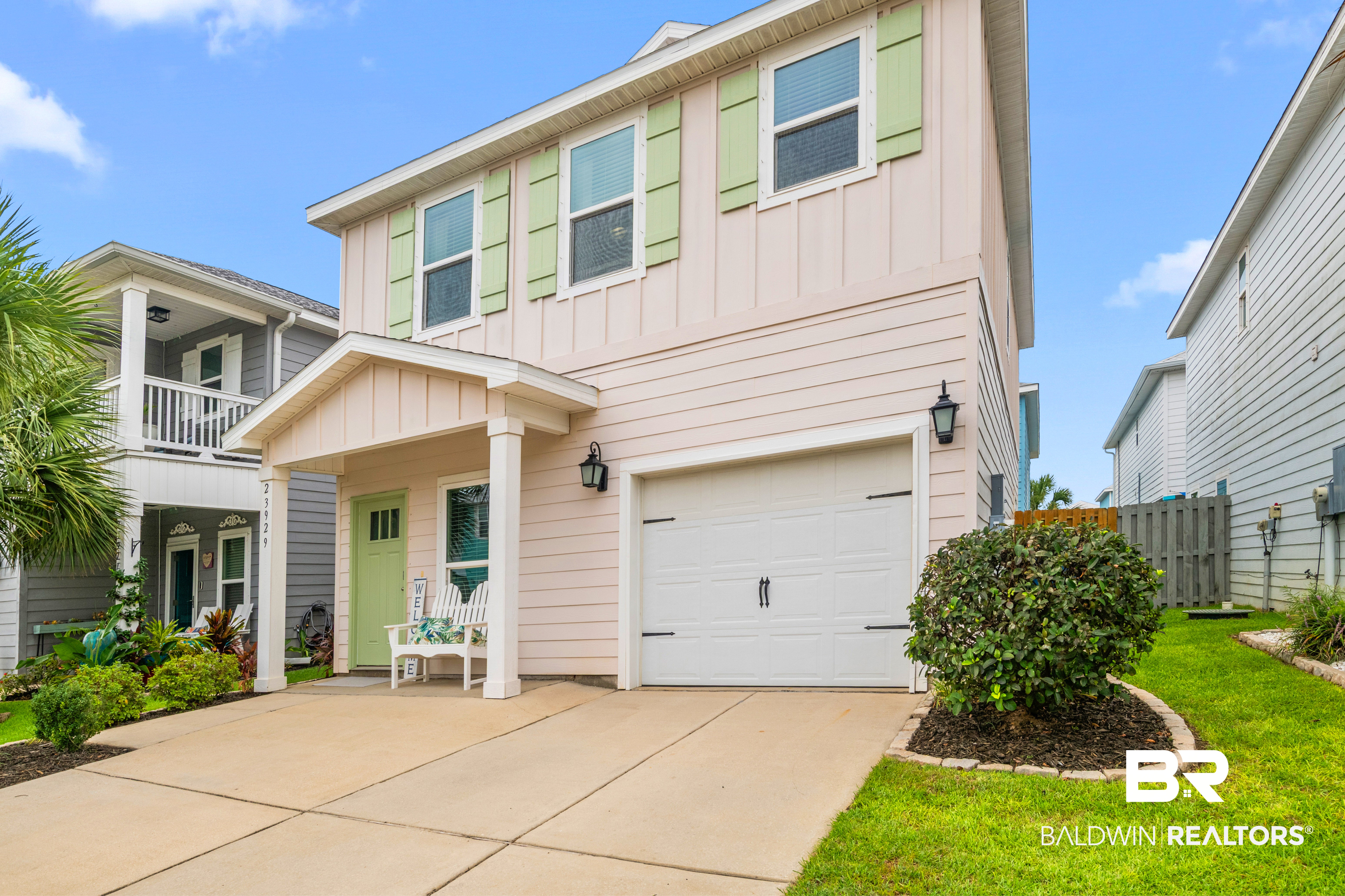 23929 Cottage Loop