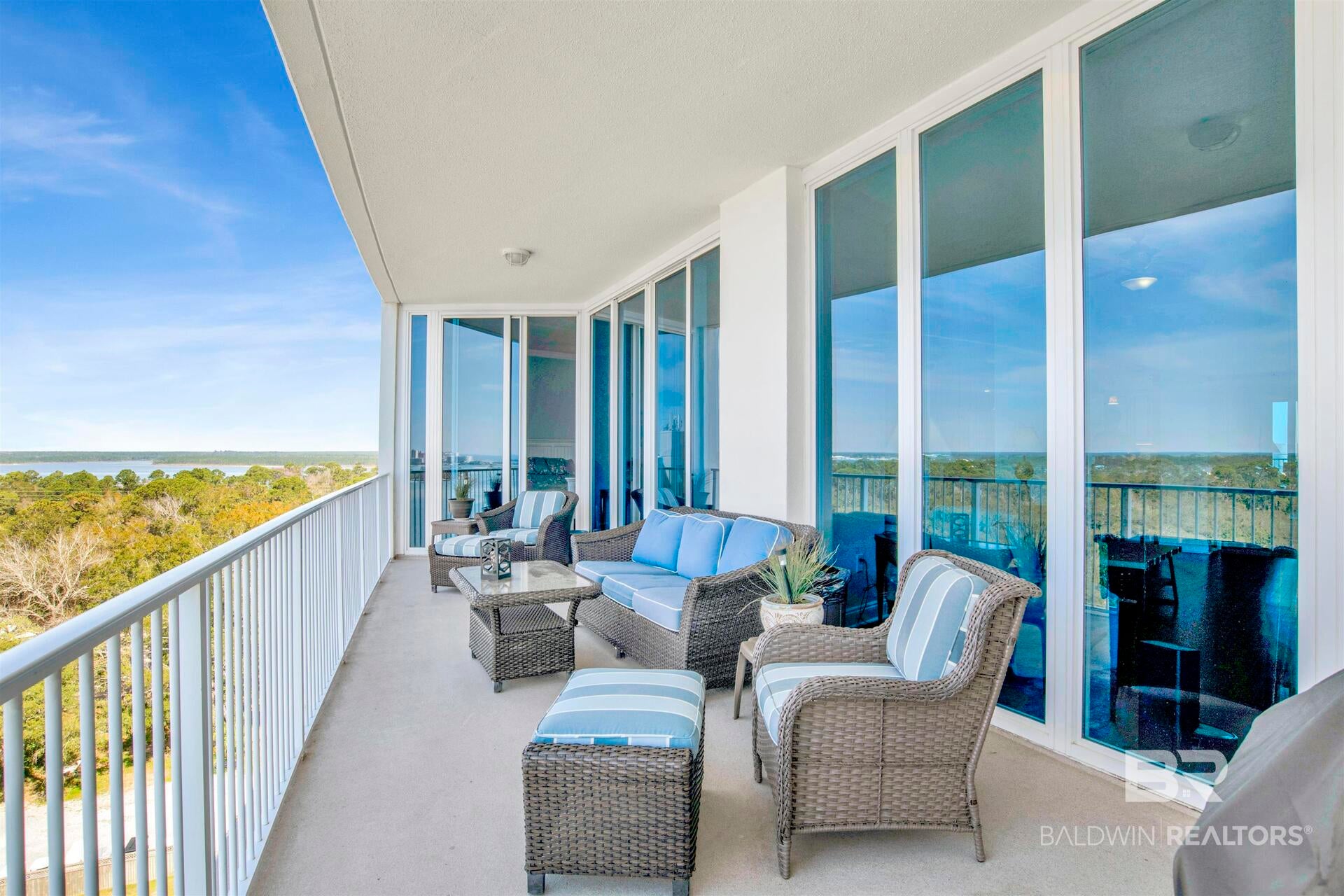 28250 Canal Road 908