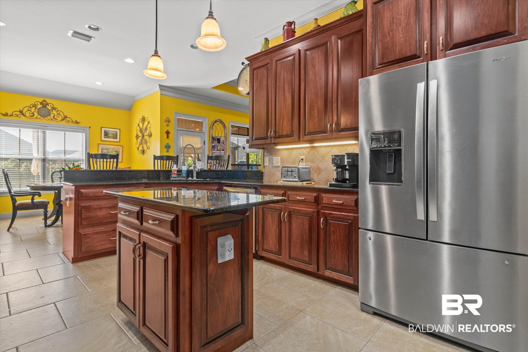 2245 E Turtle Creek