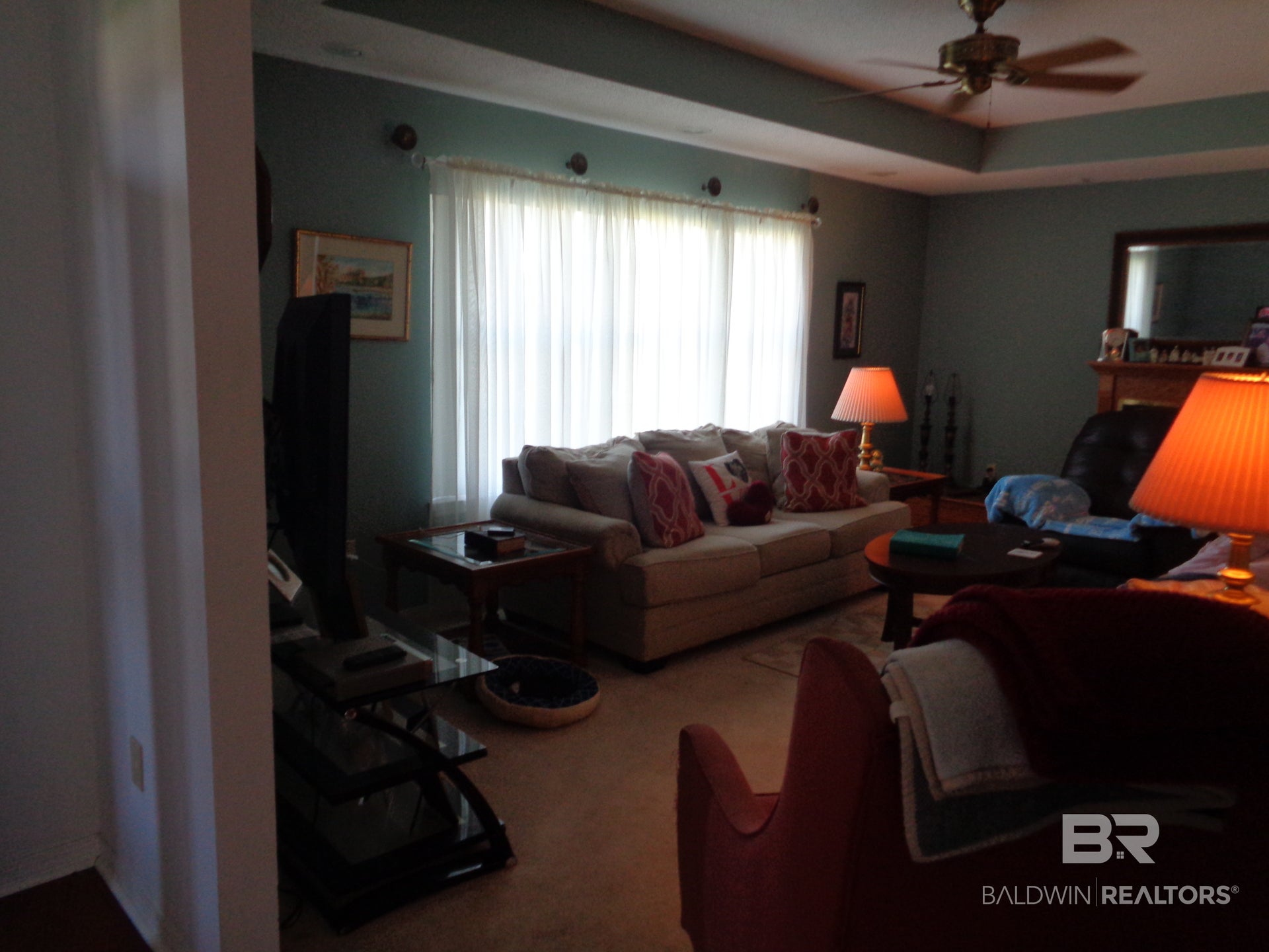 9075 Fairway Drive