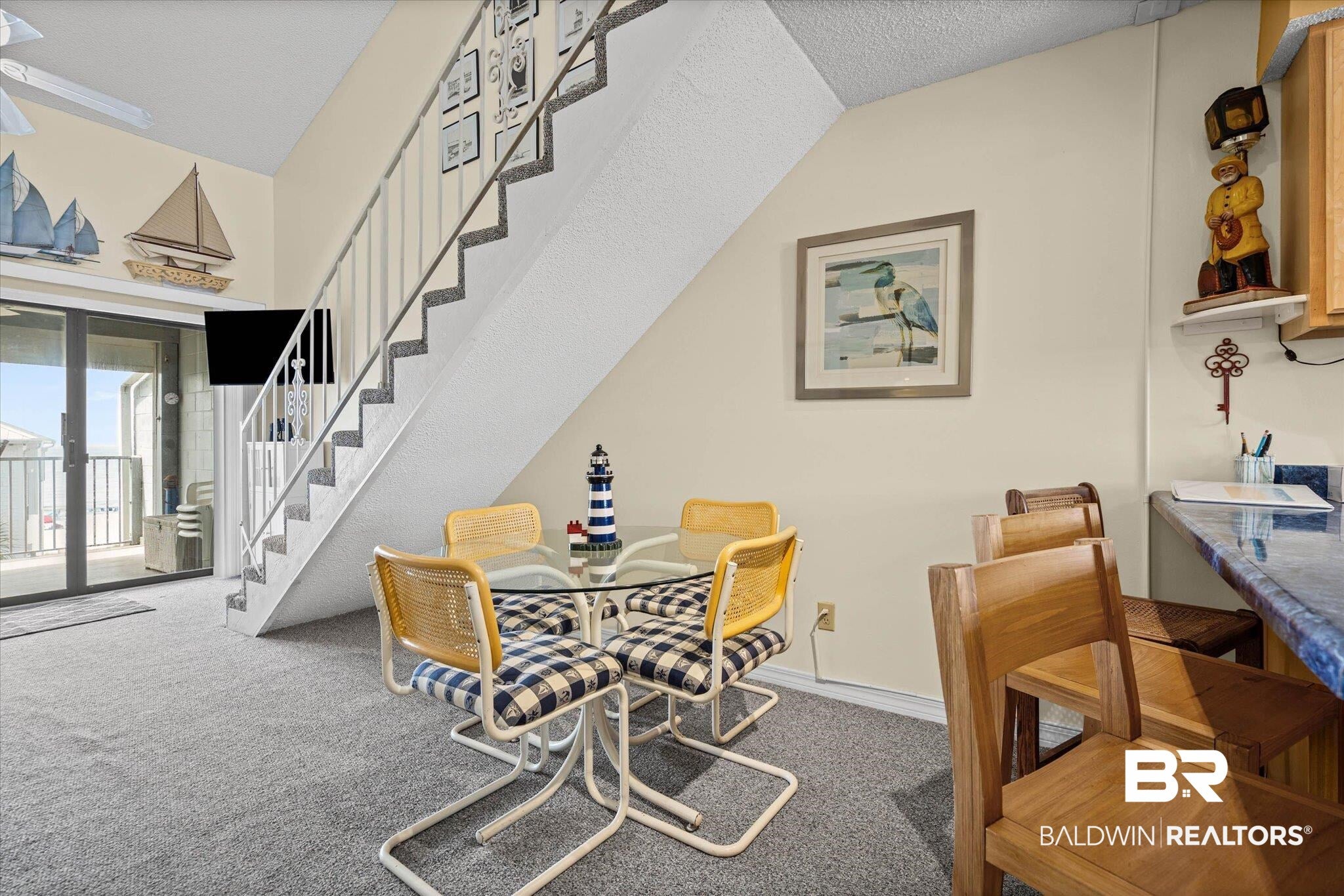 24649 Cross Lane 305