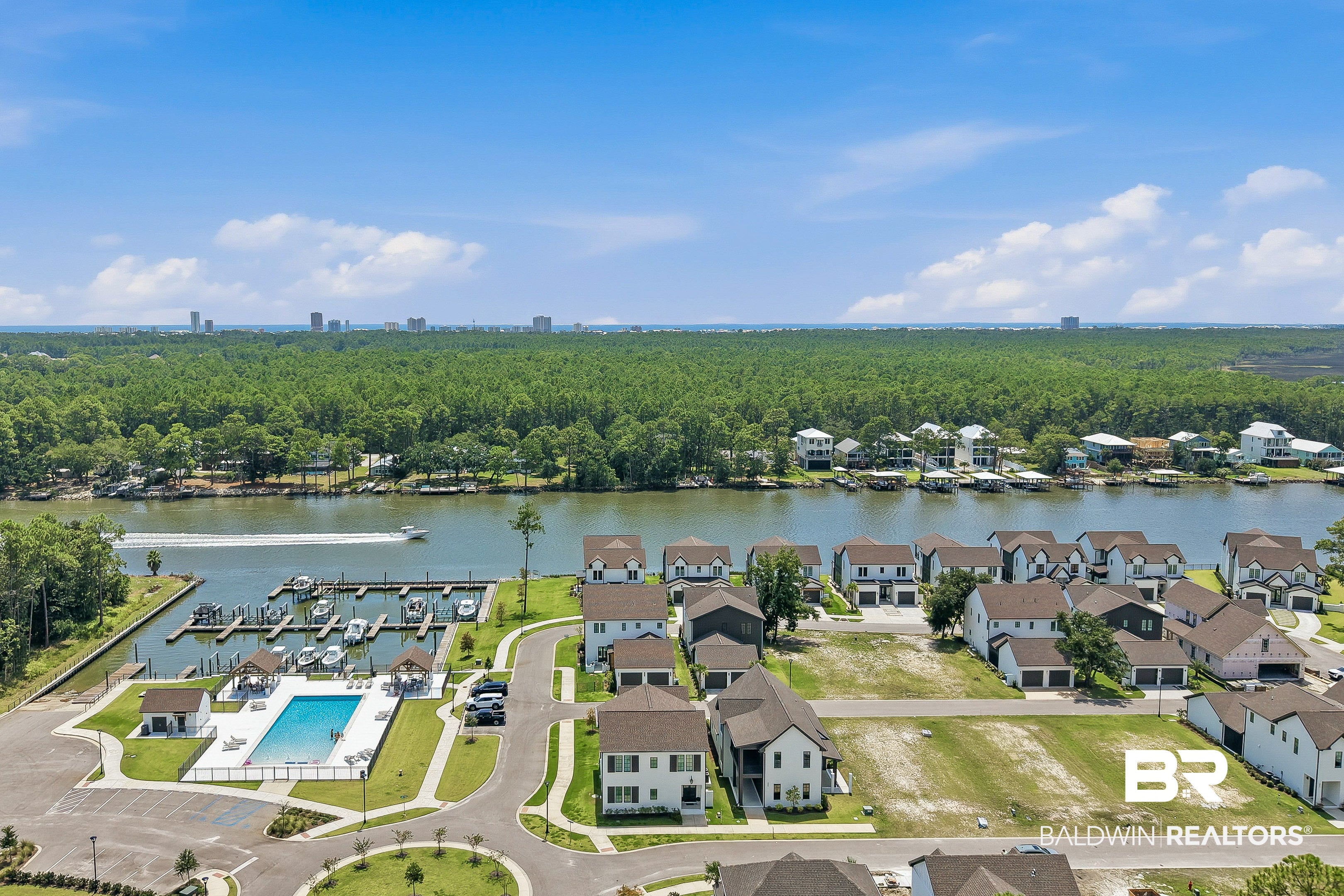 906 Inlet Circle