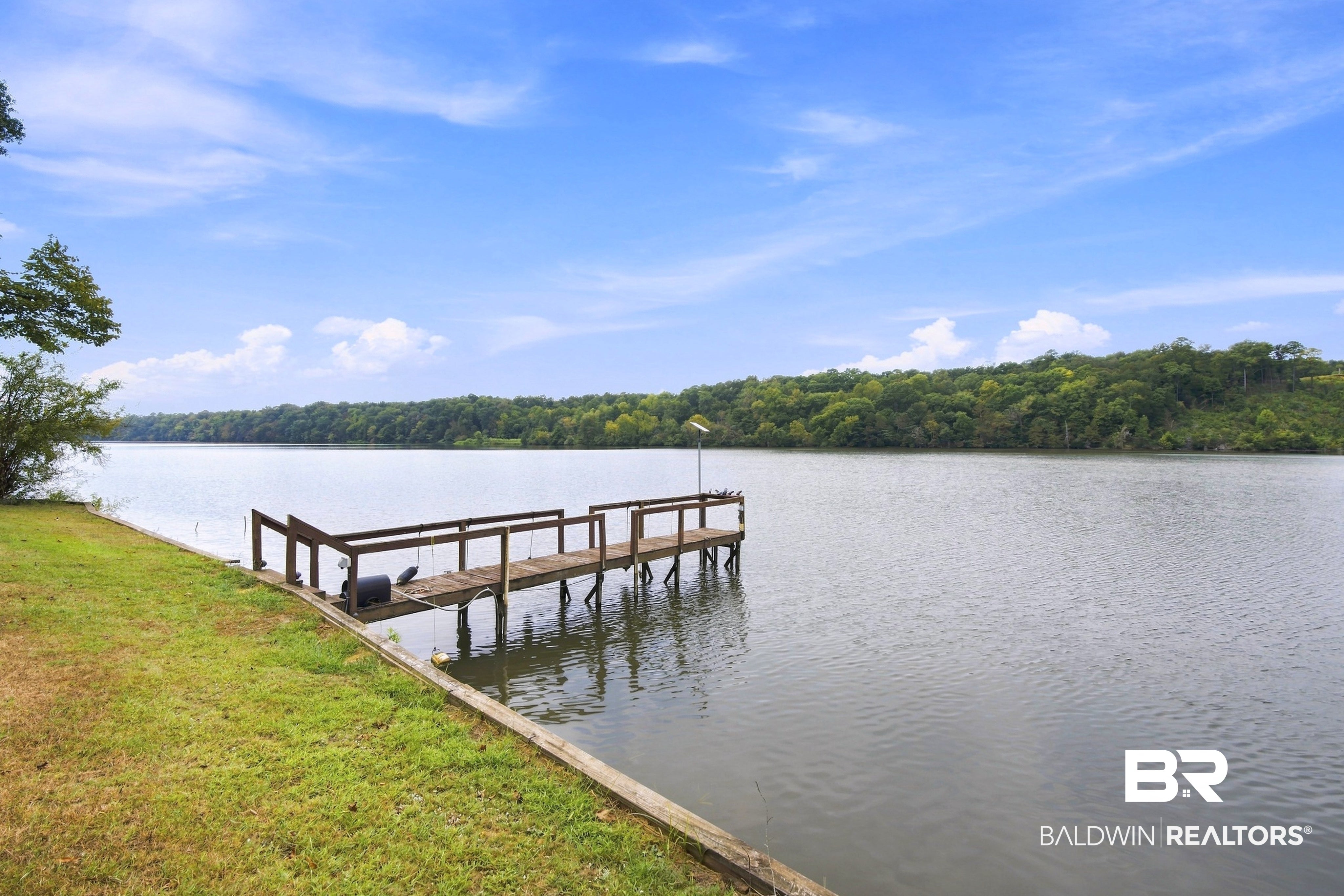 6043 Henderson Rd - Photo 4