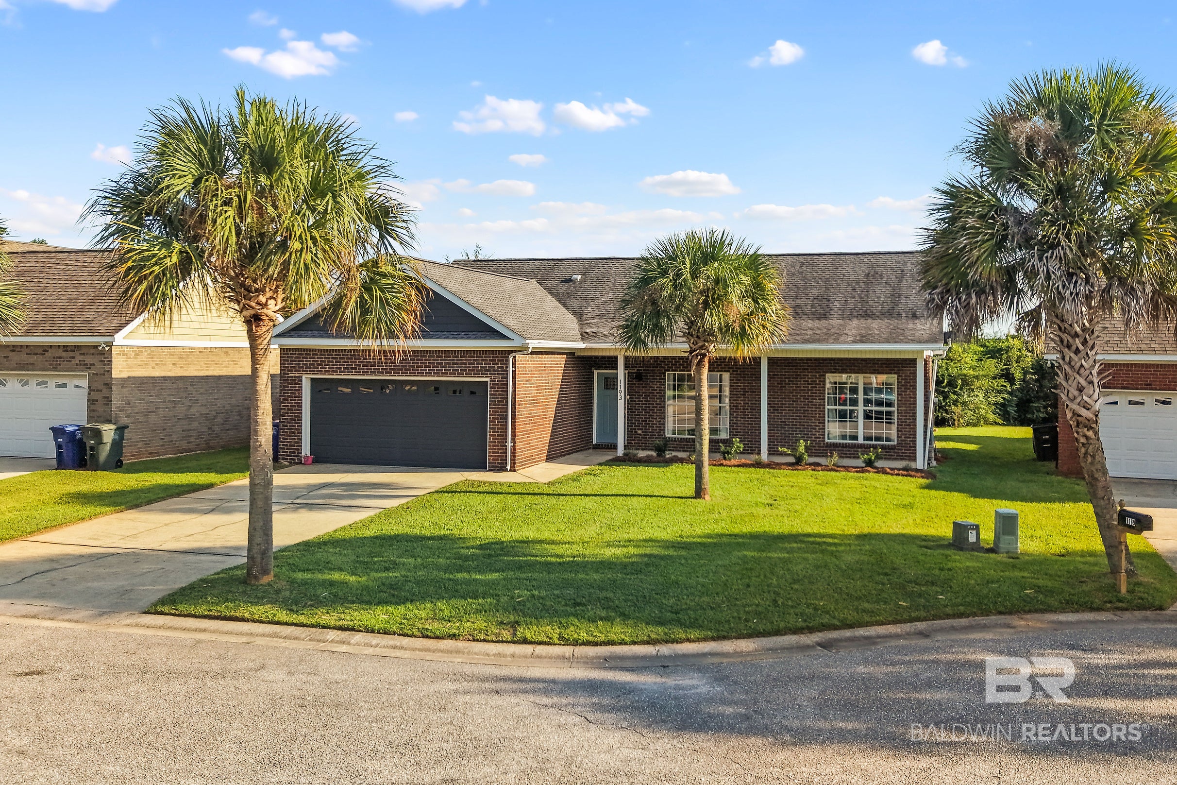 1193 Sloane Cove