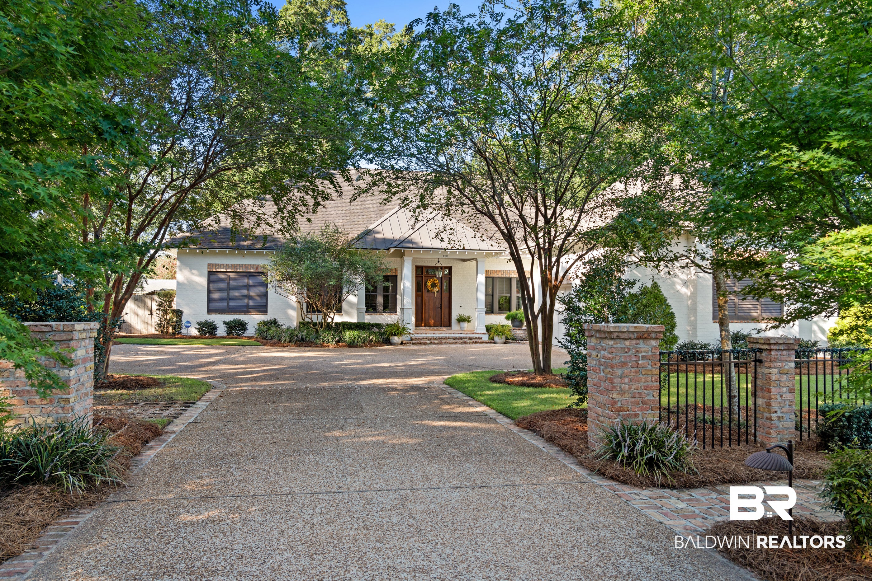 120 White Avenue
