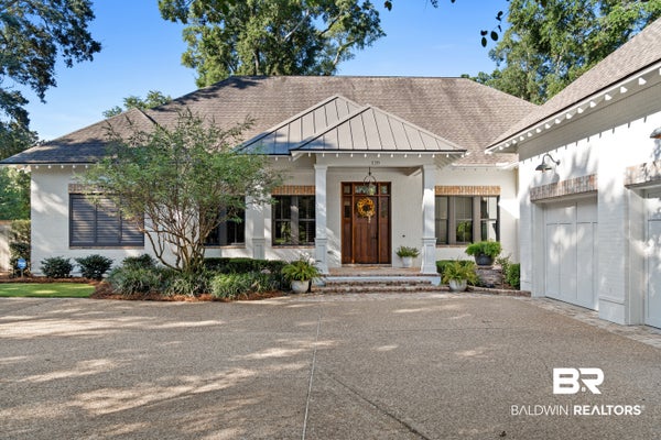 120 WHITE AVE, FAIRHOPE, AL 36532 - Image bc91a189a7646cfd014ce38f7aa30364/516620534