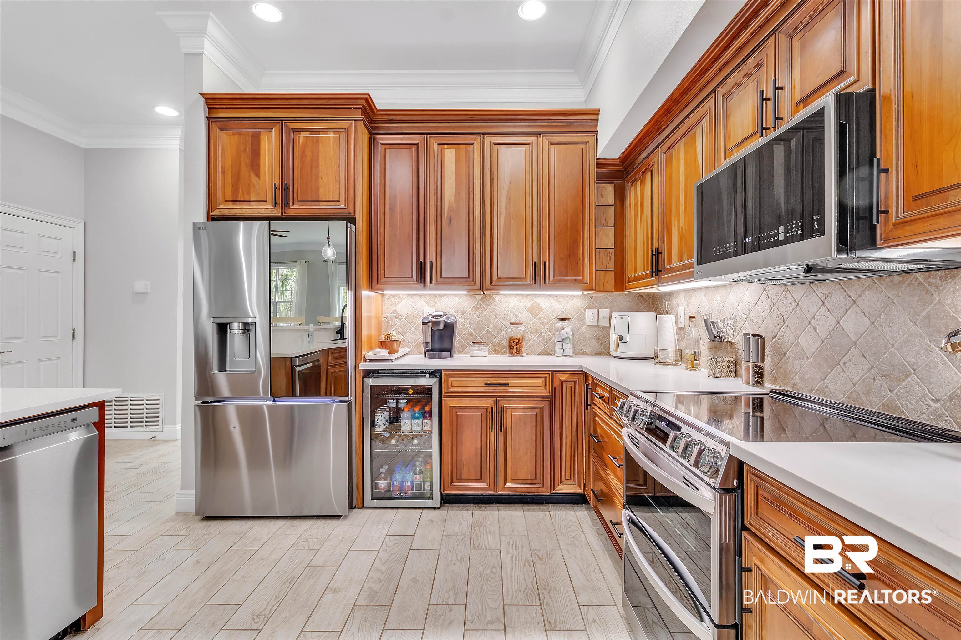 26423 Marina Rd # 26423, Orange Beach, AL, 36561, USA, 4 Bedrooms Bedrooms, ,5 BathroomsBathrooms,Residential,Pending,26423 Marina Rd # 26423,400274