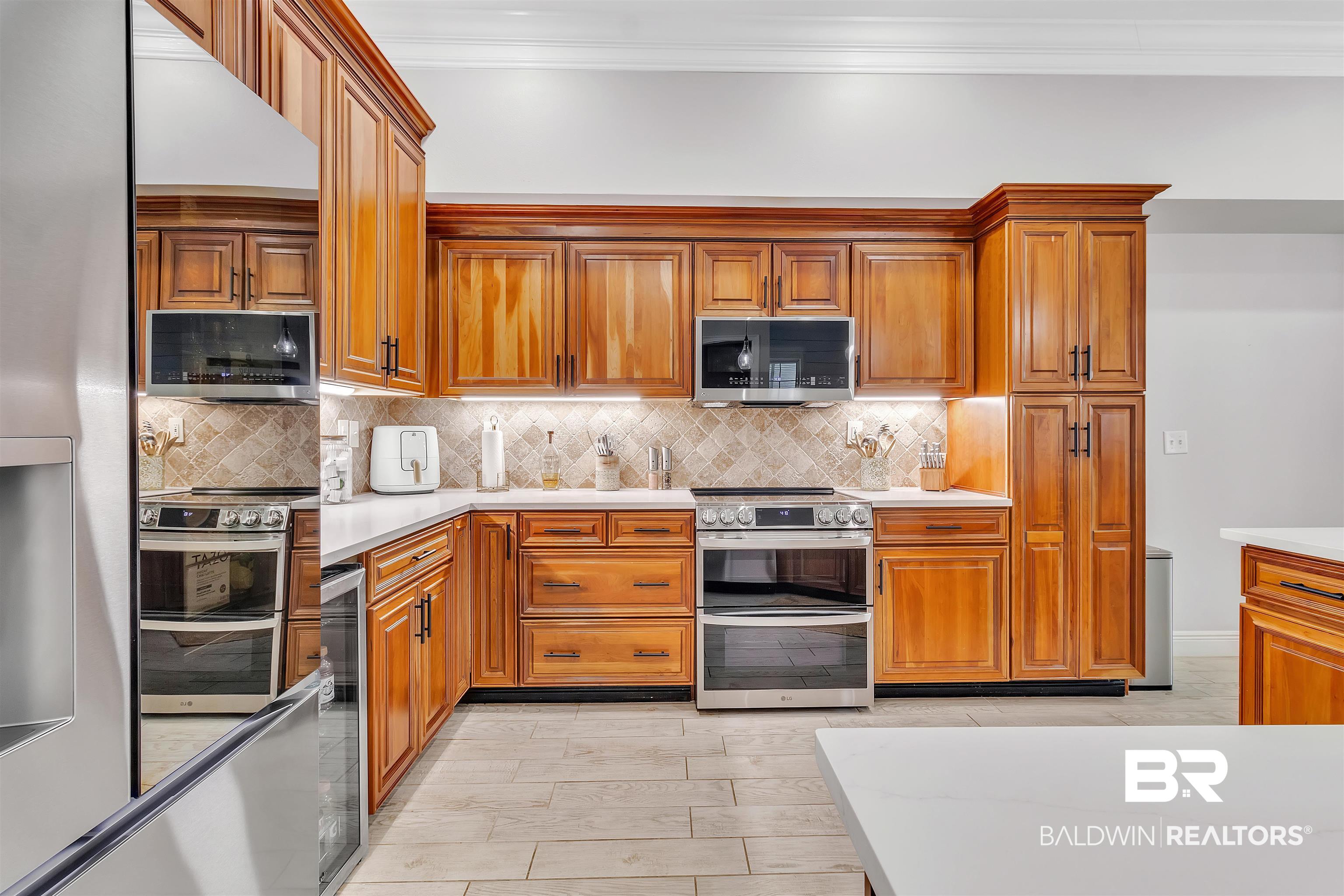 26423 Marina Rd # 26423, Orange Beach, AL, 36561, USA, 4 Bedrooms Bedrooms, ,5 BathroomsBathrooms,Residential,Pending,26423 Marina Rd # 26423,400274