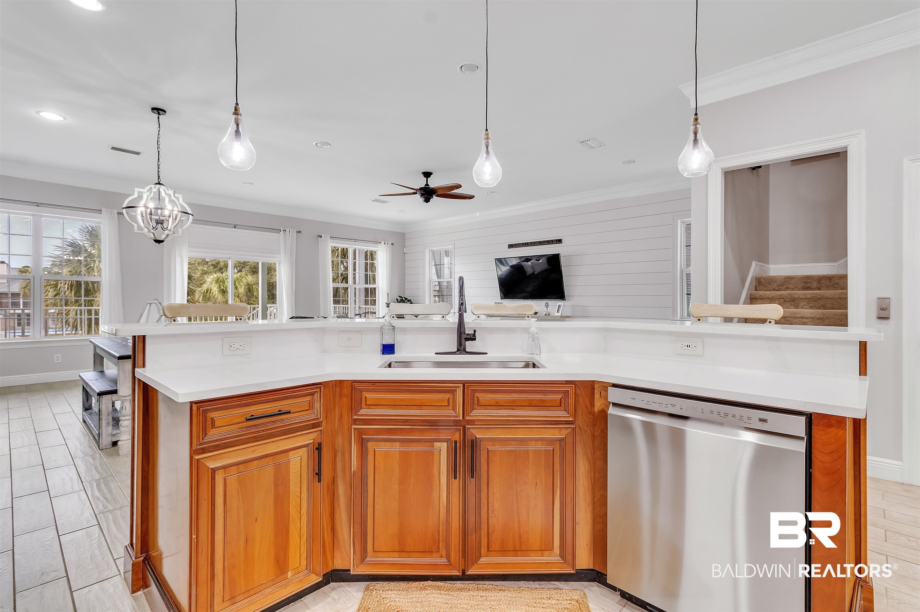 26423 Marina Rd # 26423, Orange Beach, AL, 36561, USA, 4 Bedrooms Bedrooms, ,5 BathroomsBathrooms,Residential,Pending,26423 Marina Rd # 26423,400274