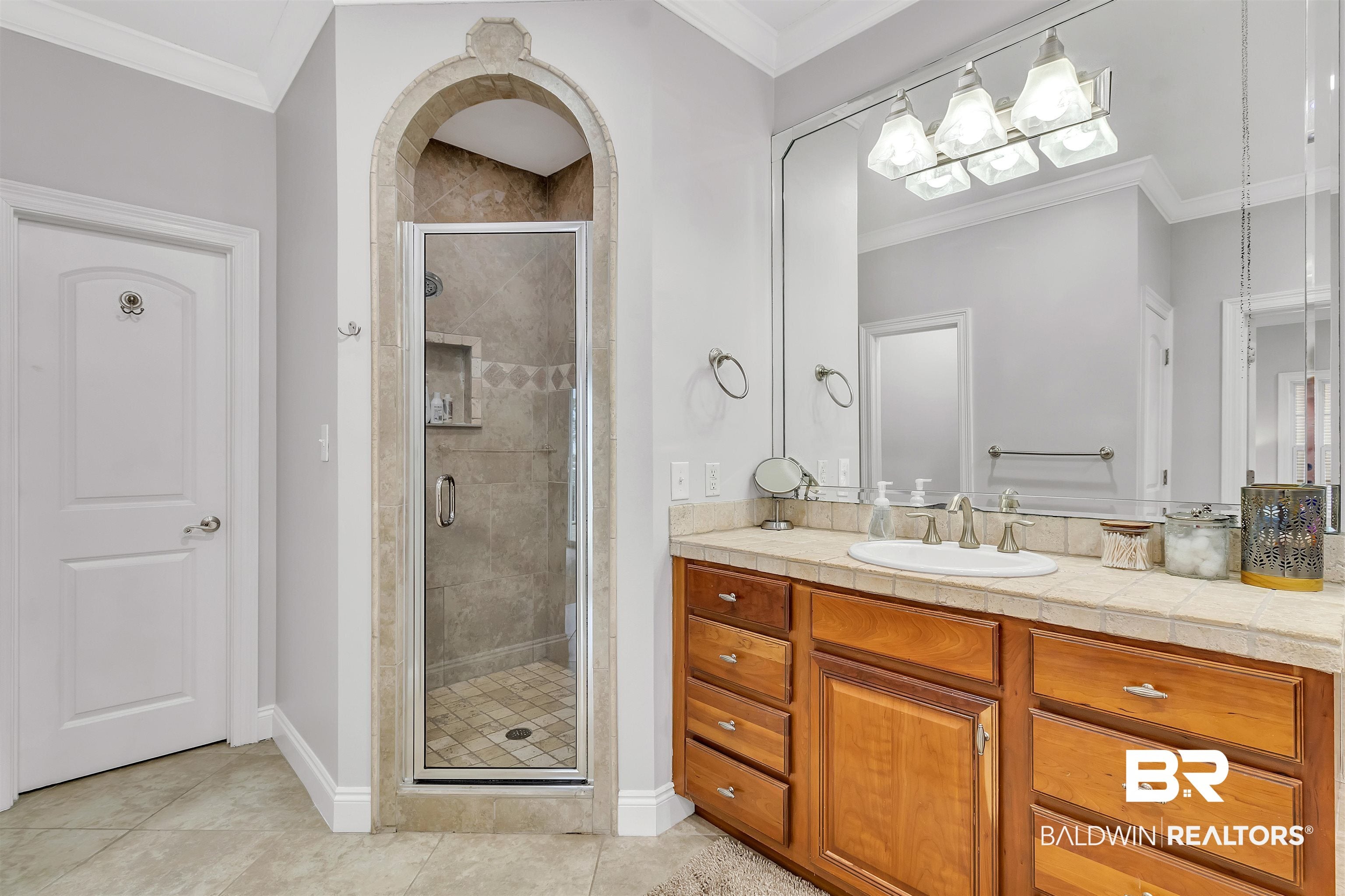 26423 Marina Rd # 26423, Orange Beach, AL, 36561, USA, 4 Bedrooms Bedrooms, ,5 BathroomsBathrooms,Residential,Pending,26423 Marina Rd # 26423,400274