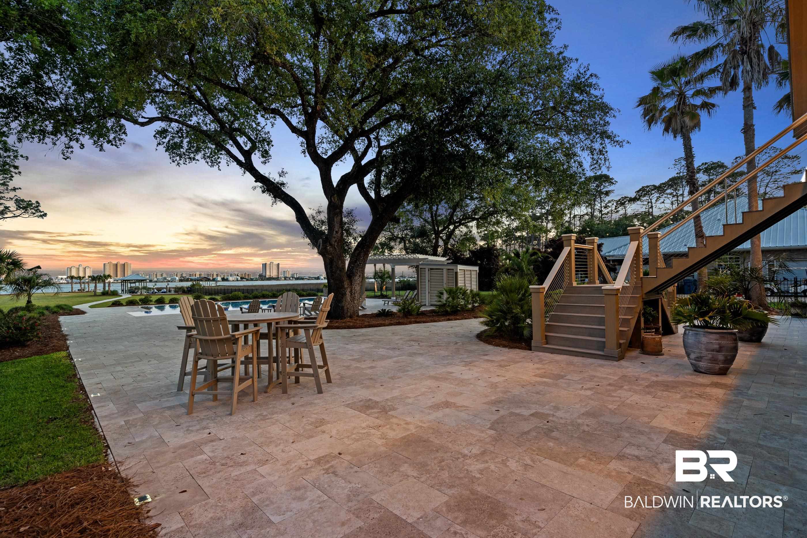 649 W Fort Morgan Rd, Gulf Shores, AL, 36542, USA, 6 Bedrooms Bedrooms, ,4 BathroomsBathrooms,Residential,Active,649 W Fort Morgan Rd,396196