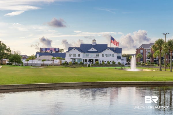 20050 OAK RD E, GULF SHORES, AL 36542 - Image c6d37c042fc032f9dcca9f3e6d73ed9d/649064359