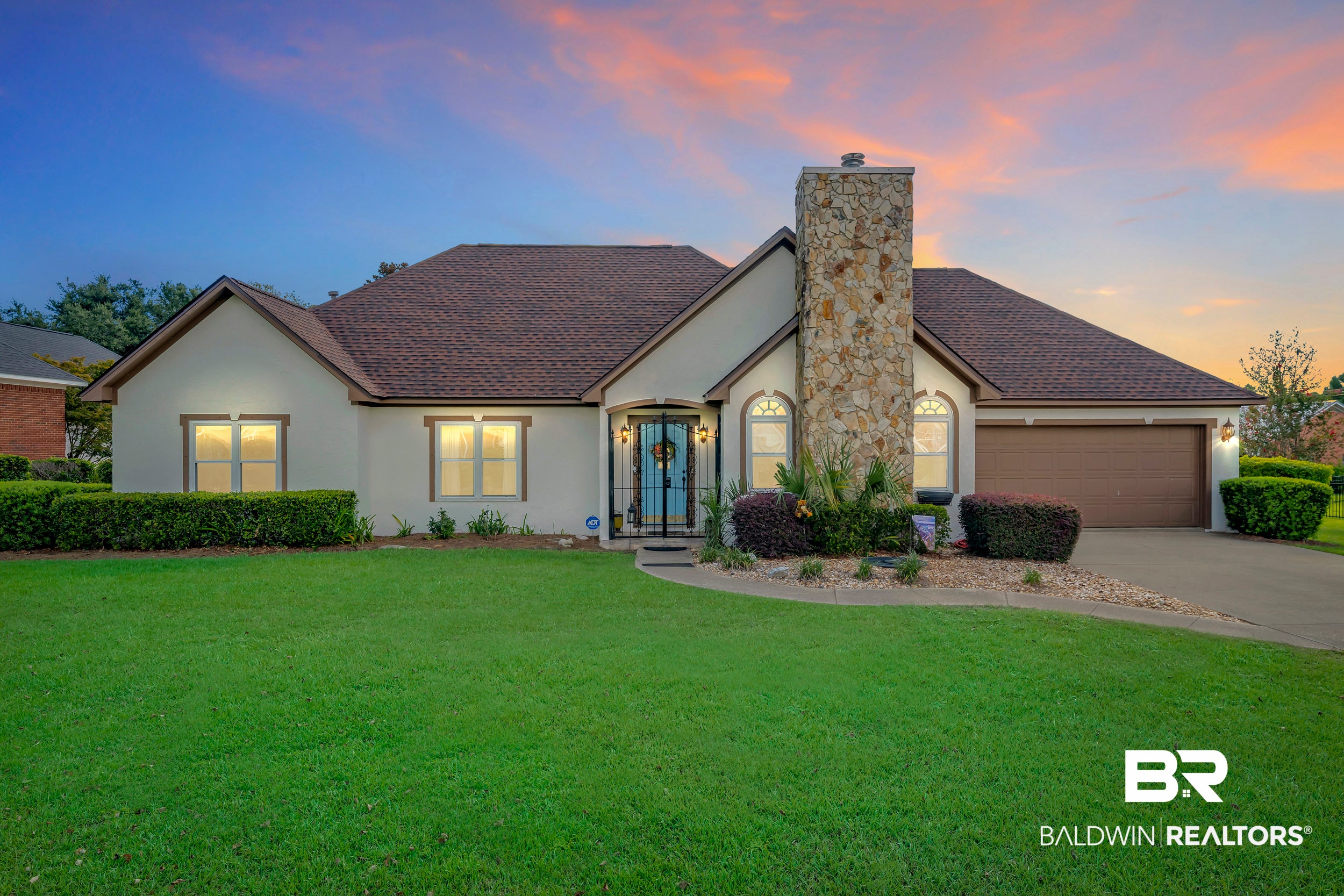 9040 Eagle Lane