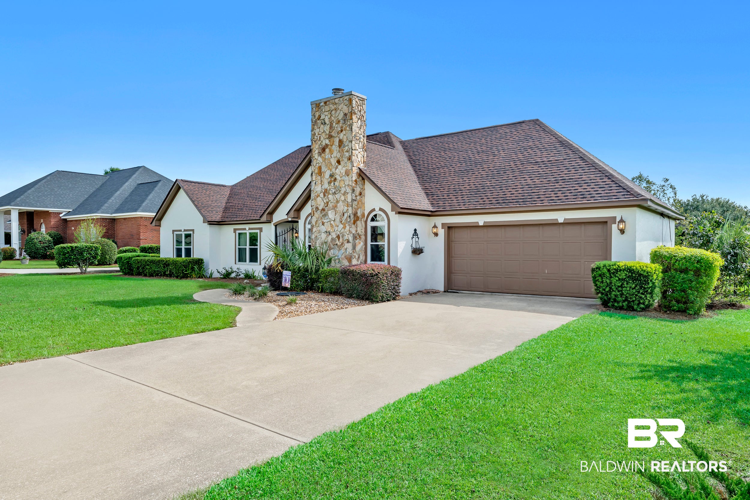 9040 Eagle Lane