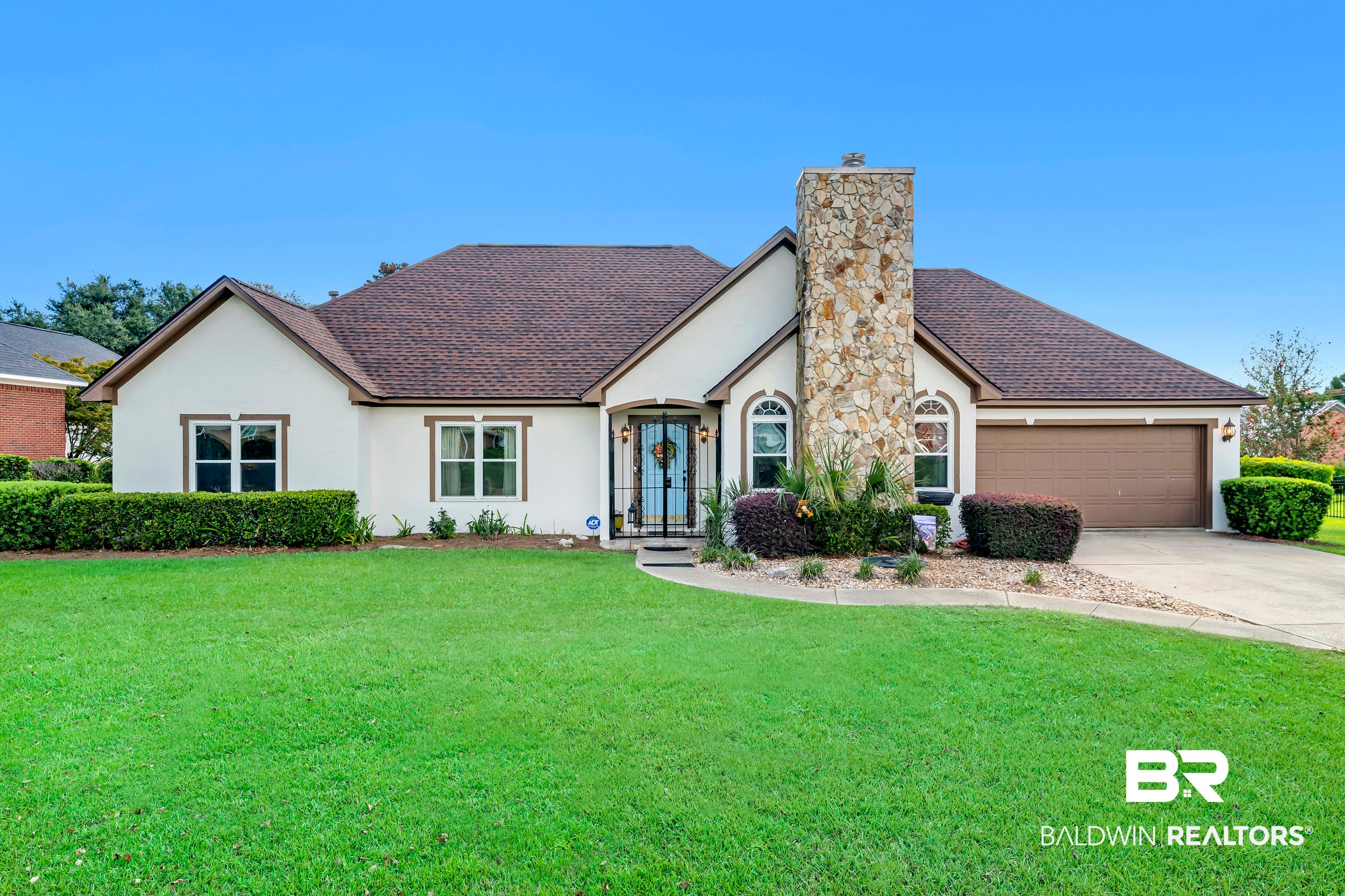 9040 Eagle Lane