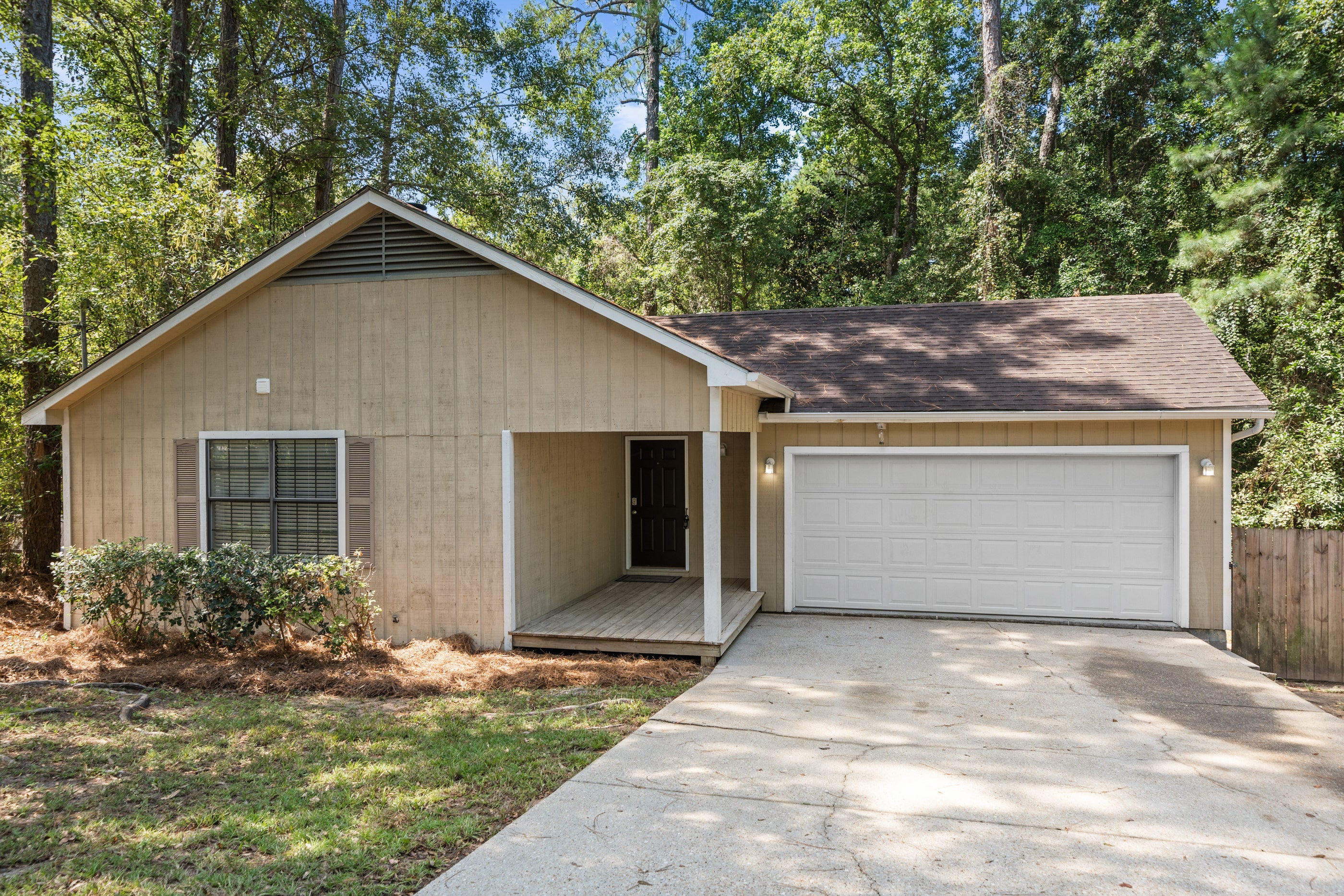 124 Montclair Place