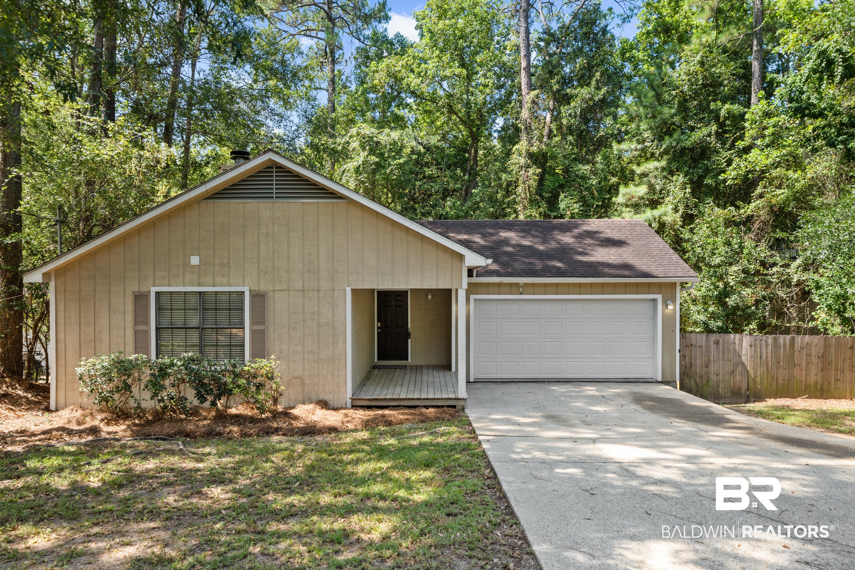 124 Montclair Place