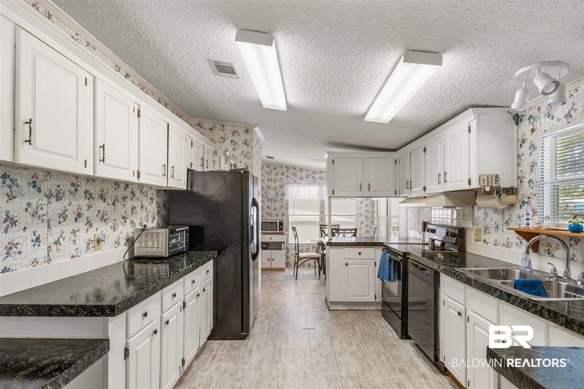 25003 W Oak Ridge Drive