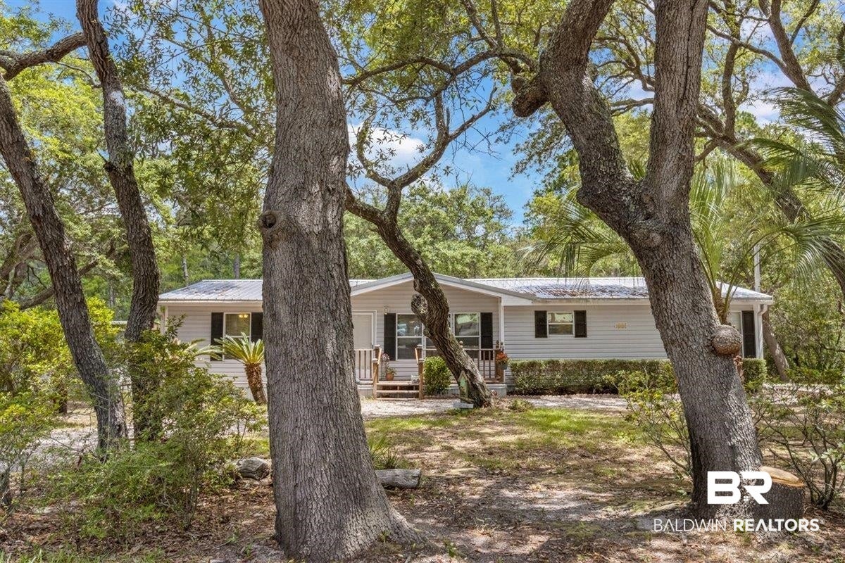 25003 W Oak Ridge Drive