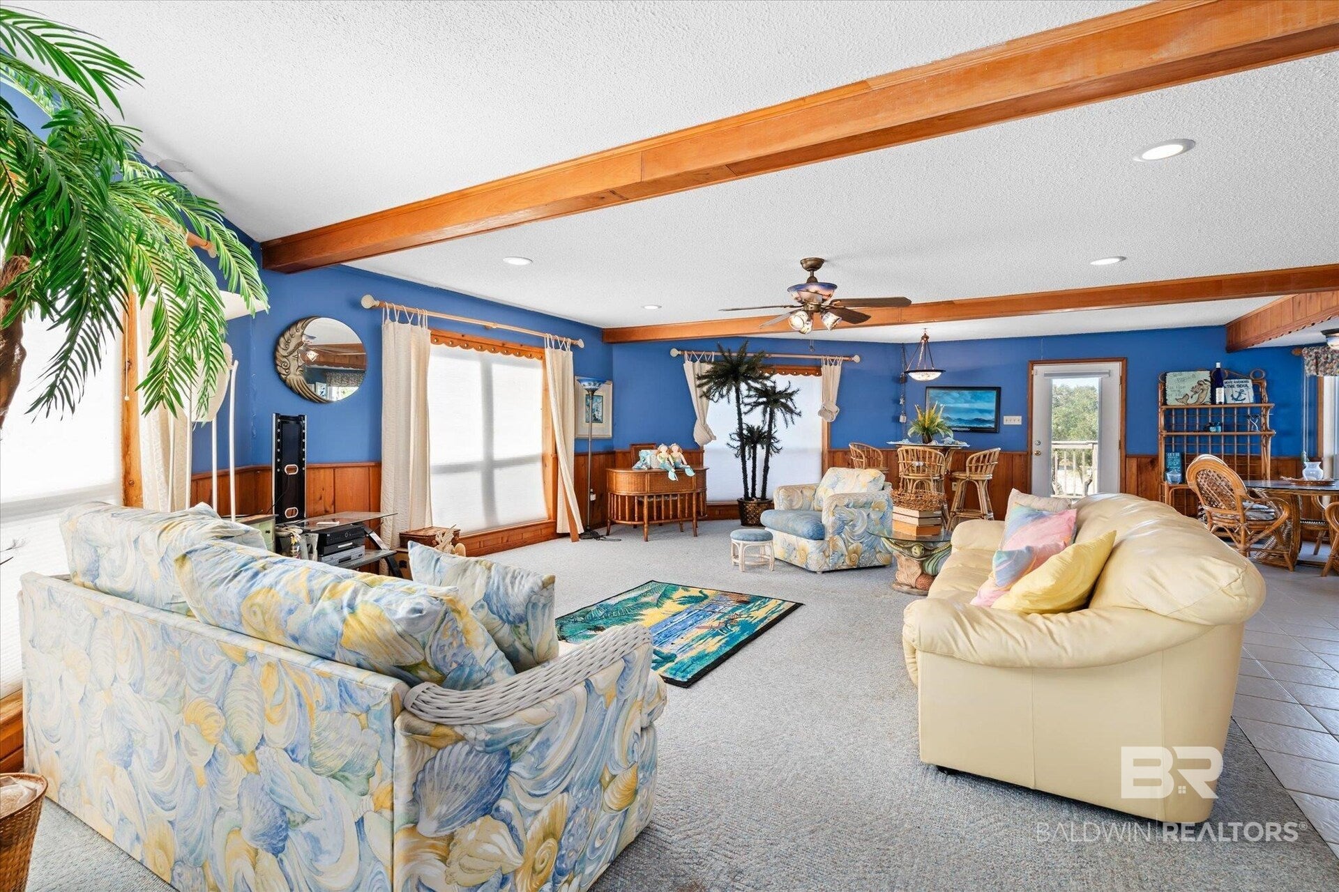 571 Gulfview Drive