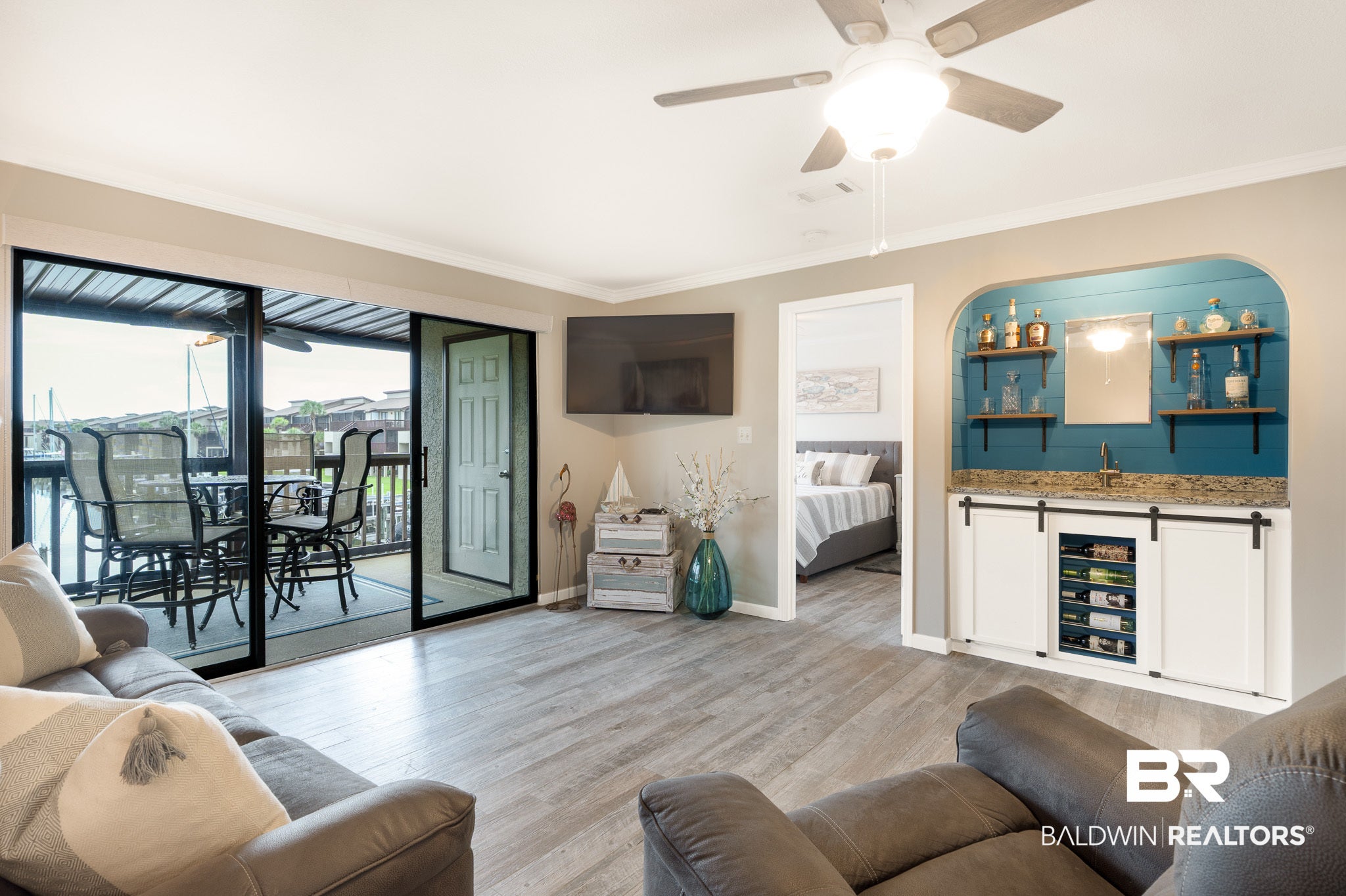 4723 Port Side Lane UNIT 102