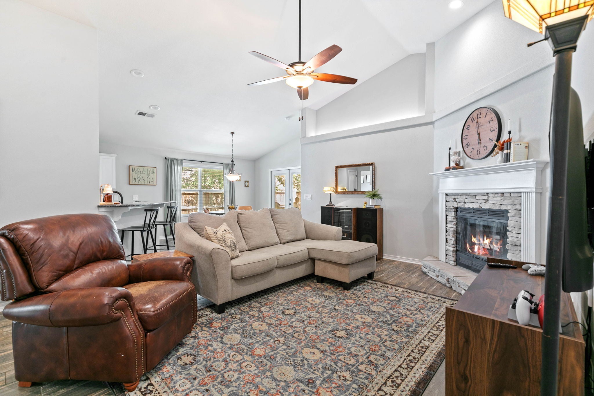 6990 Summerset Drive