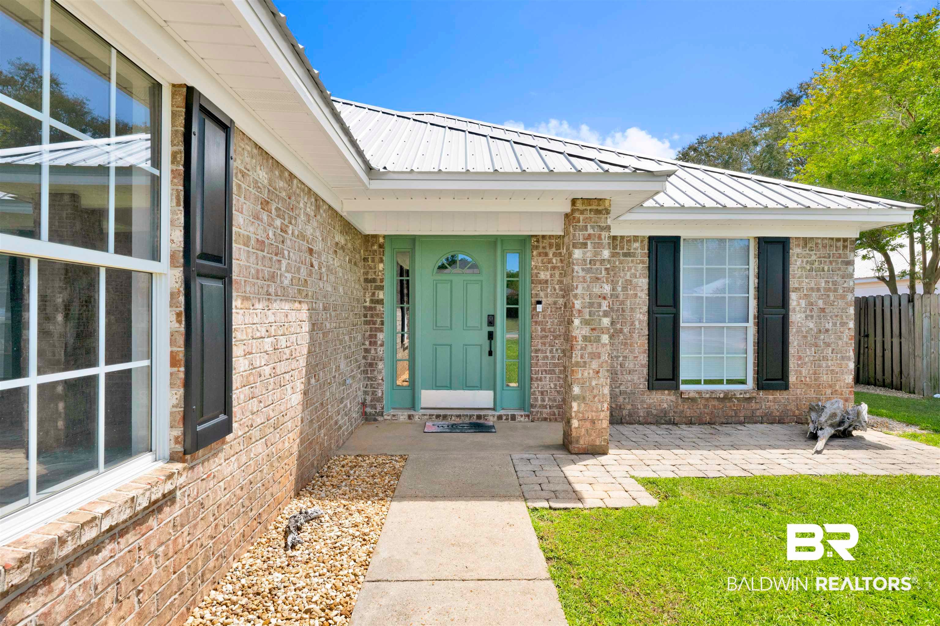 1368 W Hardwood Drive