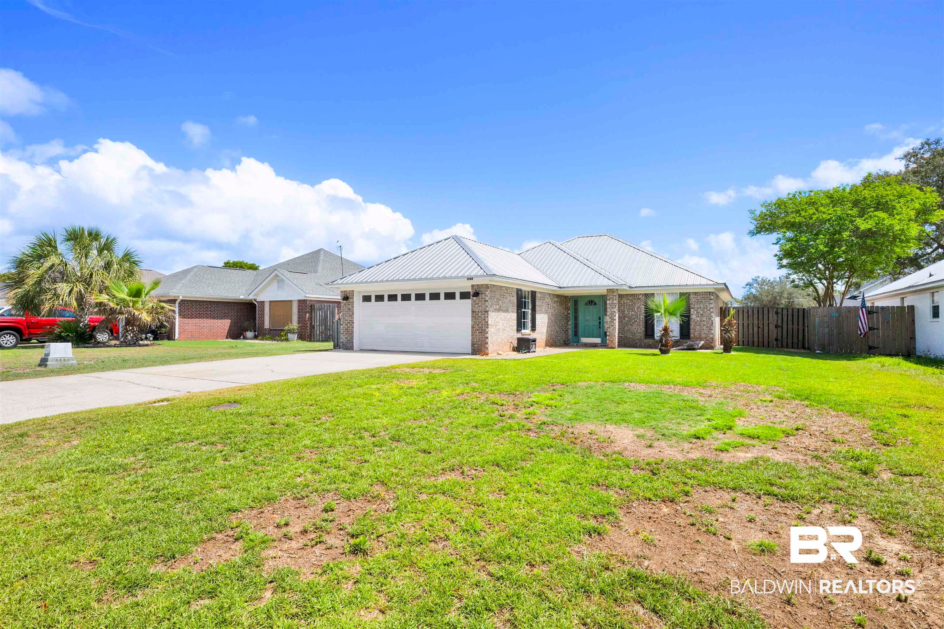 1368 W Hardwood Drive
