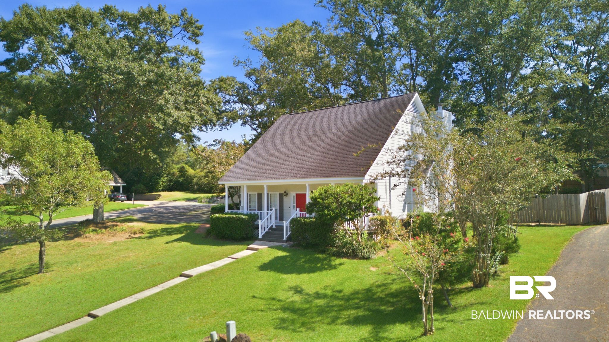 1313 E Carson Rd
