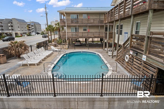 344 E Beach Boulevard 21
